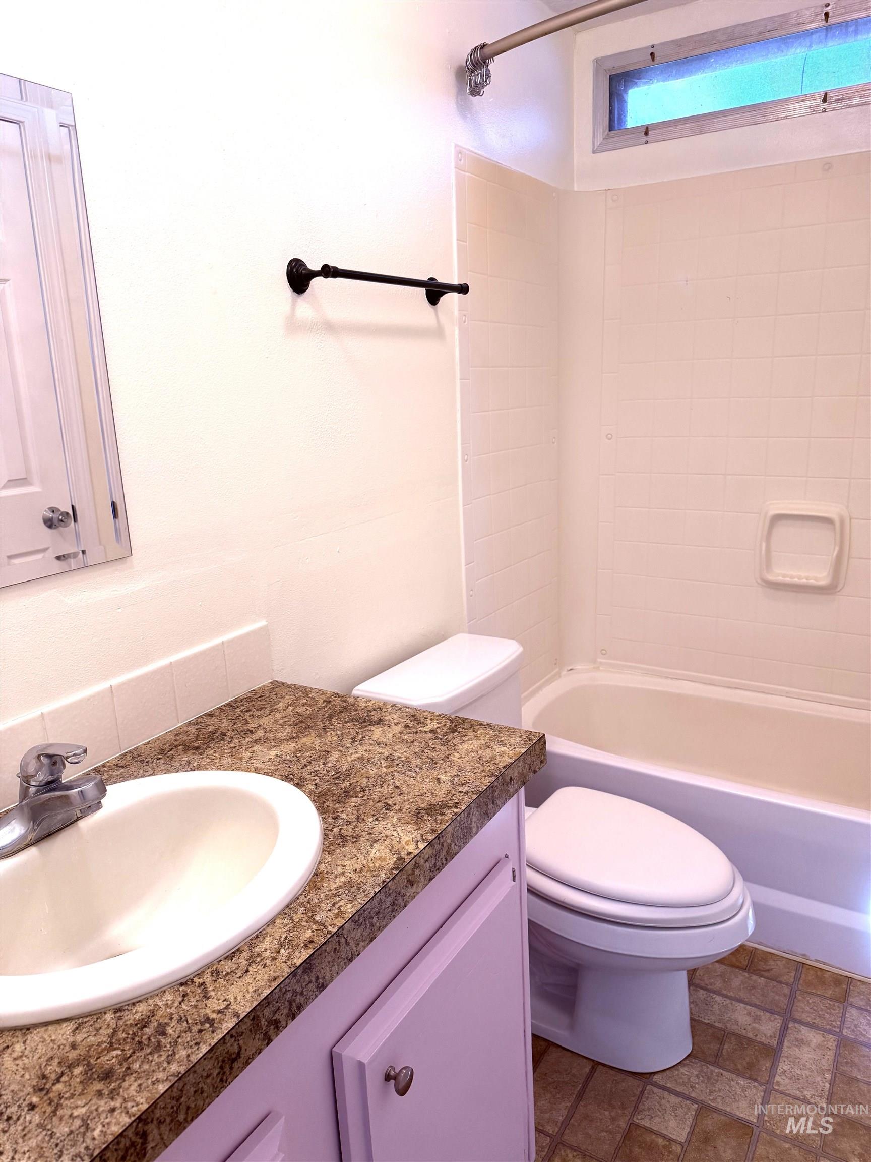 605 N Almon #20, Moscow, Idaho 83843, 2 Bedrooms, 2 Bathrooms, Residential For Sale, Price $29,900,MLS 98962512