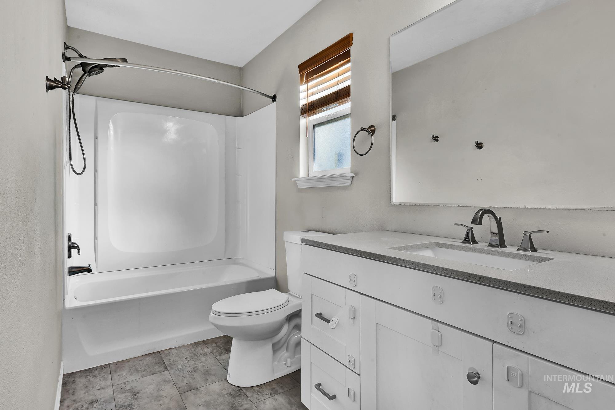 775 E Red Bud St, Kuna, Idaho 83634, 3 Bedrooms, 2 Bathrooms, Residential For Sale, Price $399,999,MLS 98962543