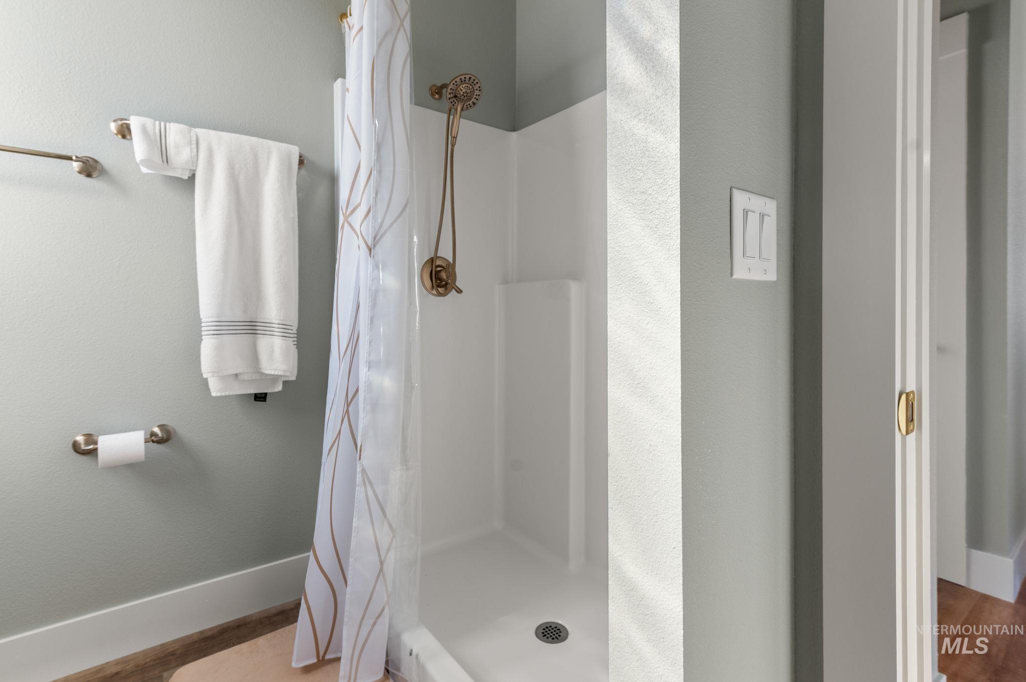 454 Valley Vista Blvd, Lewiston, Idaho 83501, 4 Bedrooms, 3 Bathrooms, Residential For Sale, Price $619,900,MLS 98962546