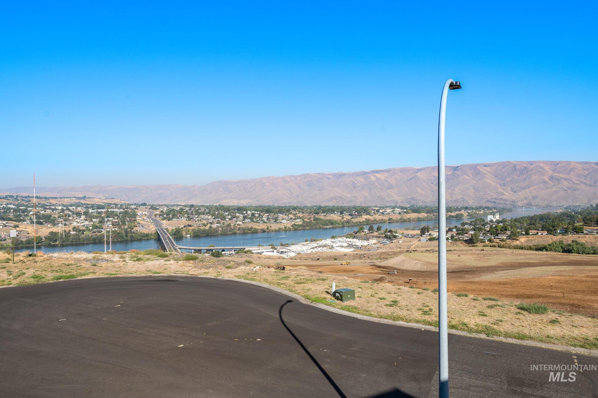 454 Valley Vista Blvd, Lewiston, Idaho 83501, 4 Bedrooms, 3 Bathrooms, Residential For Sale, Price $619,900,MLS 98962546