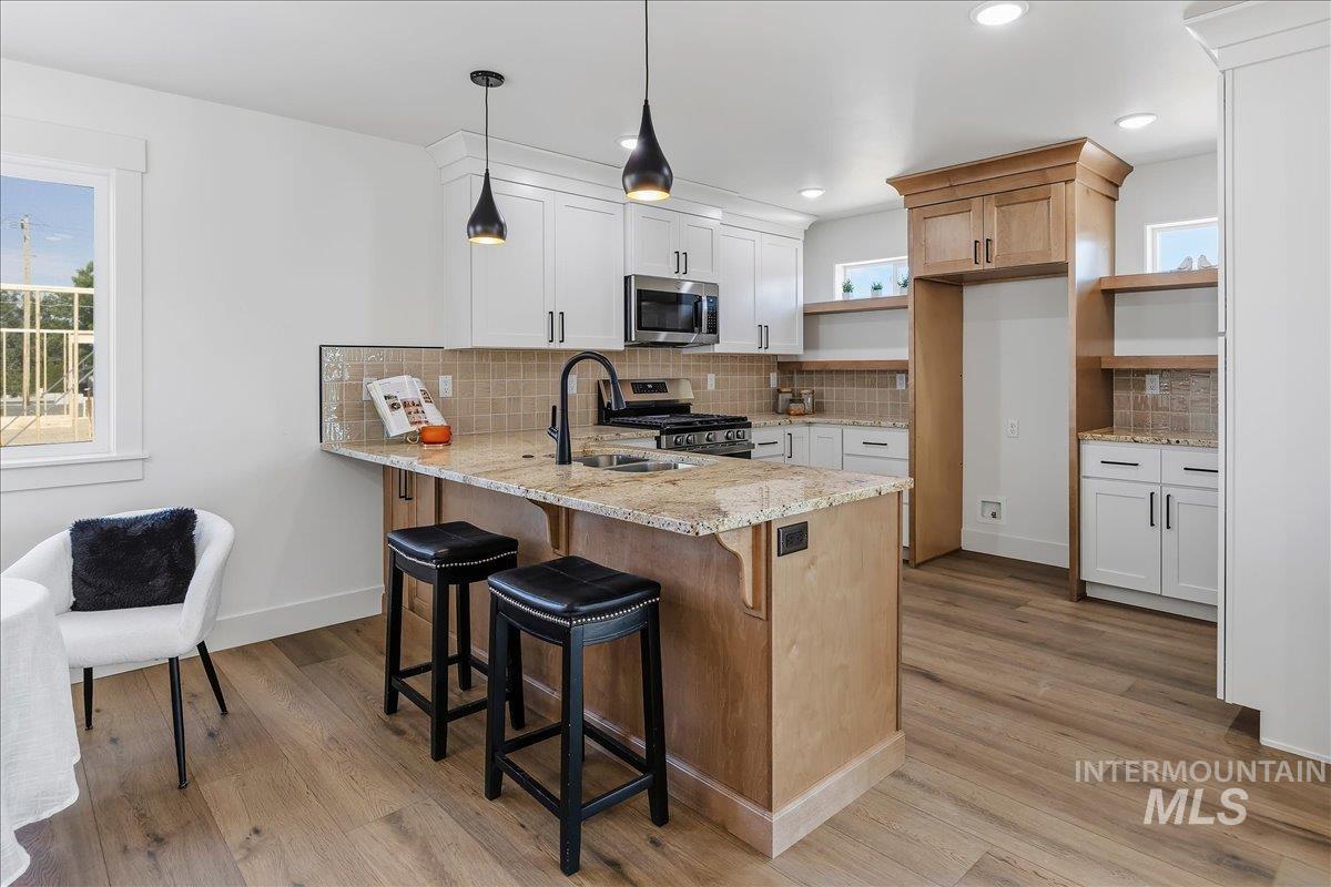 1504 Tverdy Lane, Buhl, Idaho 83316, 3 Bedrooms, 2 Bathrooms, Residential For Sale, Price $392,694, 98962562