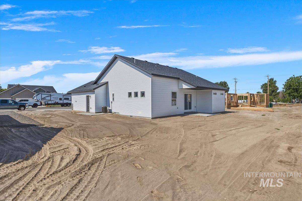 1504 Tverdy Lane, Buhl, Idaho 83316, 3 Bedrooms, 2 Bathrooms, Residential For Sale, Price $392,694, 98962562