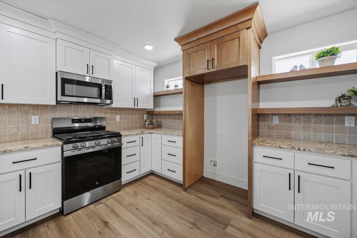 1504 Tverdy Lane, Buhl, Idaho 83316, 3 Bedrooms, 2 Bathrooms, Residential For Sale, Price $392,694, 98962562