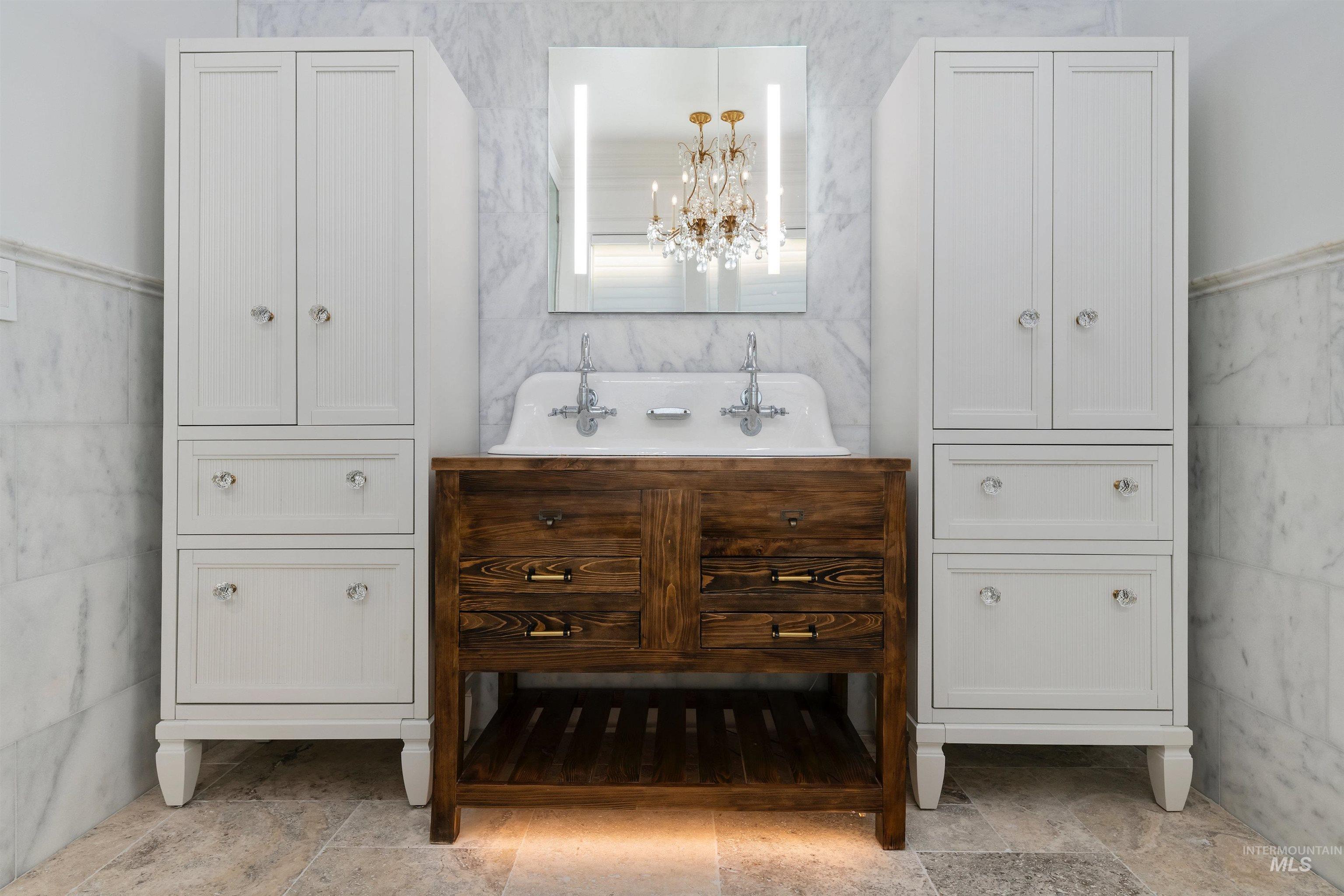 1781 E Garden Brook Drive, Eagle, Idaho 83616-7587, 5 Bedrooms, 4.5 Bathrooms, Residential For Sale, Price $2,999,900,MLS 98962581