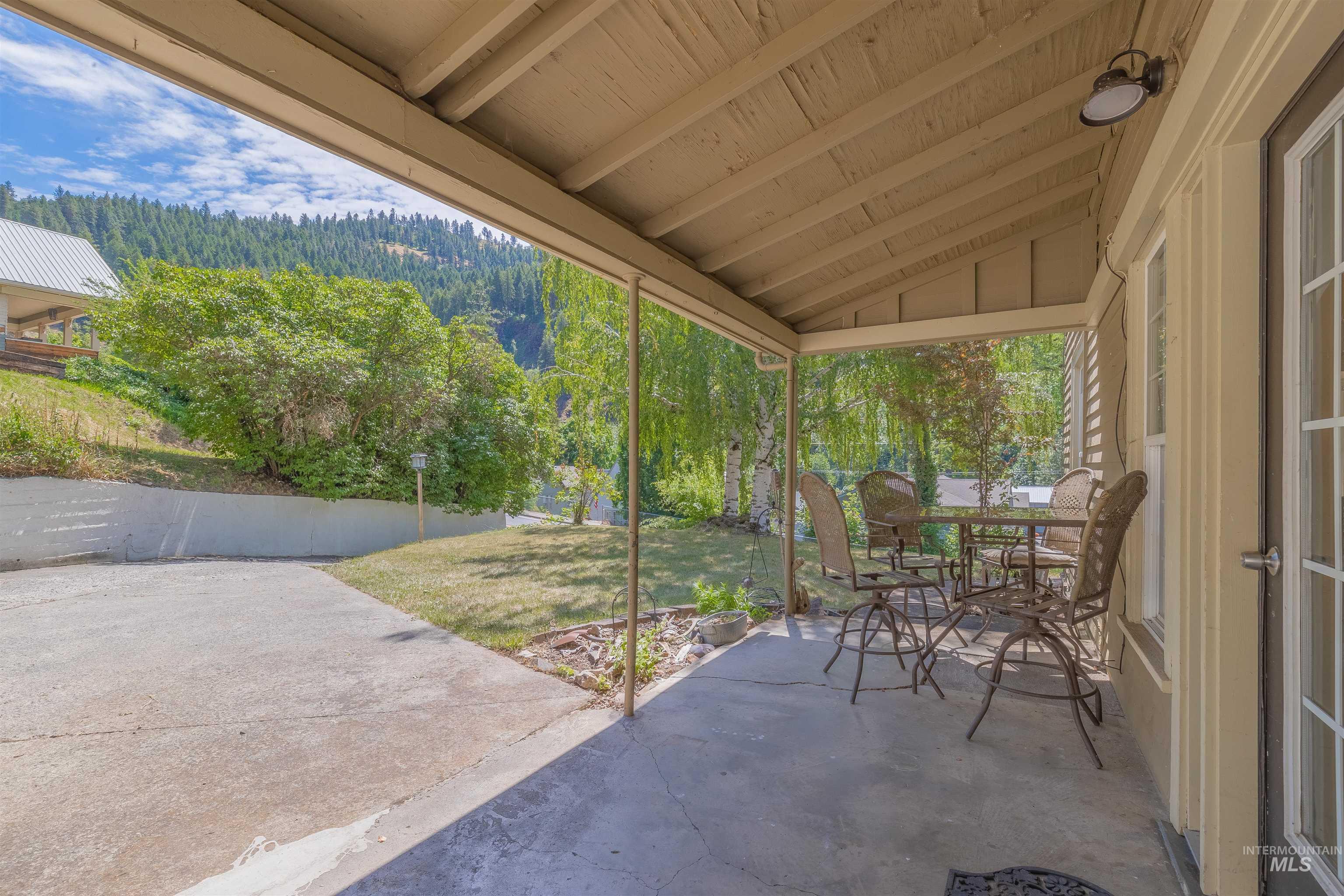 812 E Main Street, Kendrick, Idaho 83537, 4 Bedrooms, 2 Bathrooms, Residential For Sale, Price $294,000, 98962583