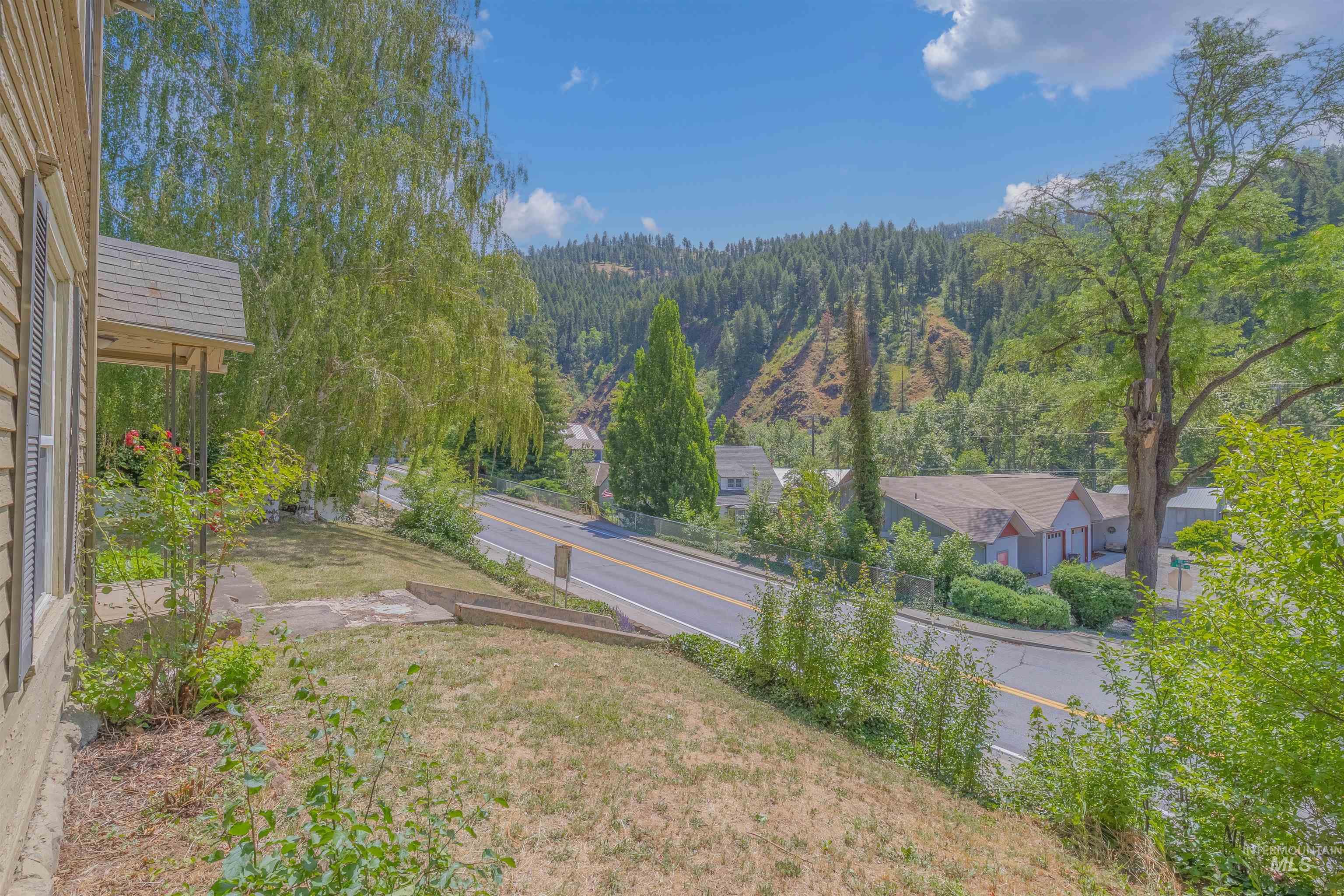 812 E Main Street, Kendrick, Idaho 83537, 4 Bedrooms, 2 Bathrooms, Residential For Sale, Price $294,000, 98962583