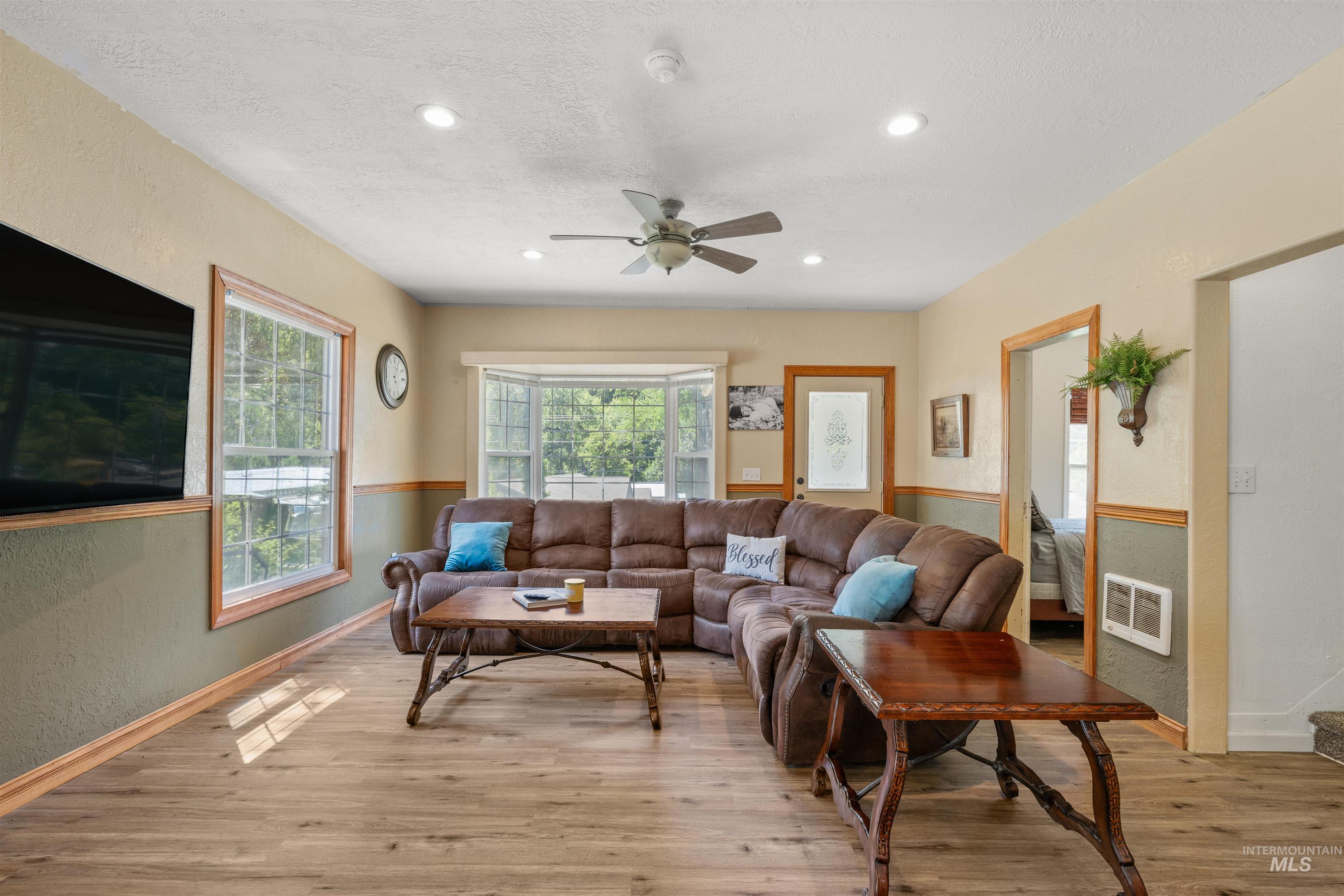 812 E Main Street, Kendrick, Idaho 83537, 4 Bedrooms, 2 Bathrooms, Residential For Sale, Price $294,000, 98962583