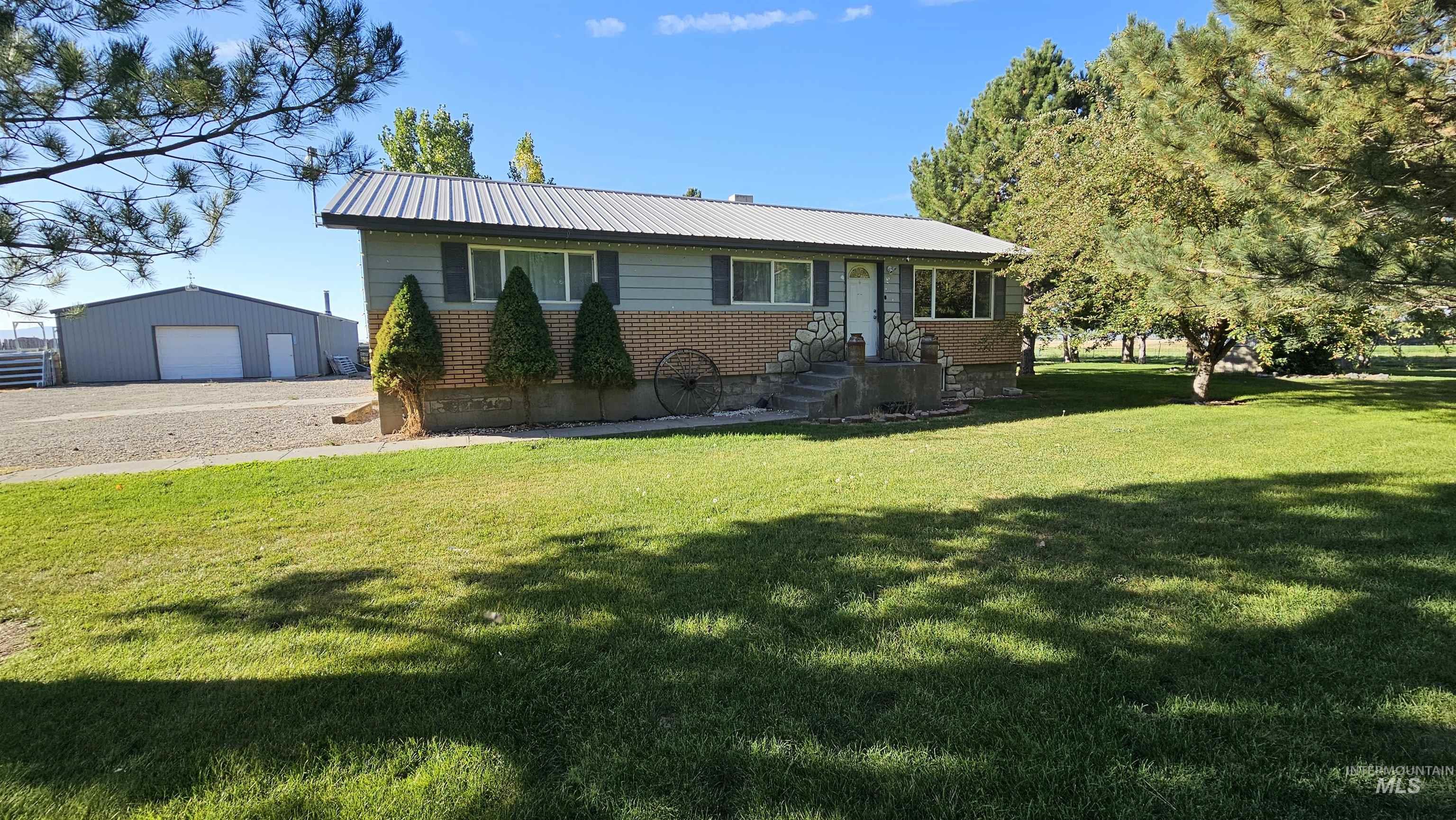 Farm & Ranch For Sale