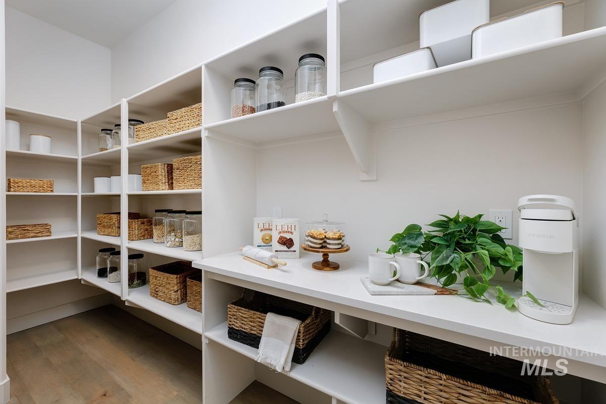 7051 Saddle Bred Way, Star, Idaho 83669, 3 Bedrooms, 2.5 Bathrooms, Residential Income For Sale, Price $1,399,900,MLS 98962608