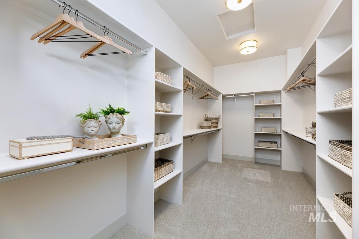 7051 Saddle Bred Way, Star, Idaho 83669, 3 Bedrooms, 2.5 Bathrooms, Residential Income For Sale, Price $1,399,900,MLS 98962608