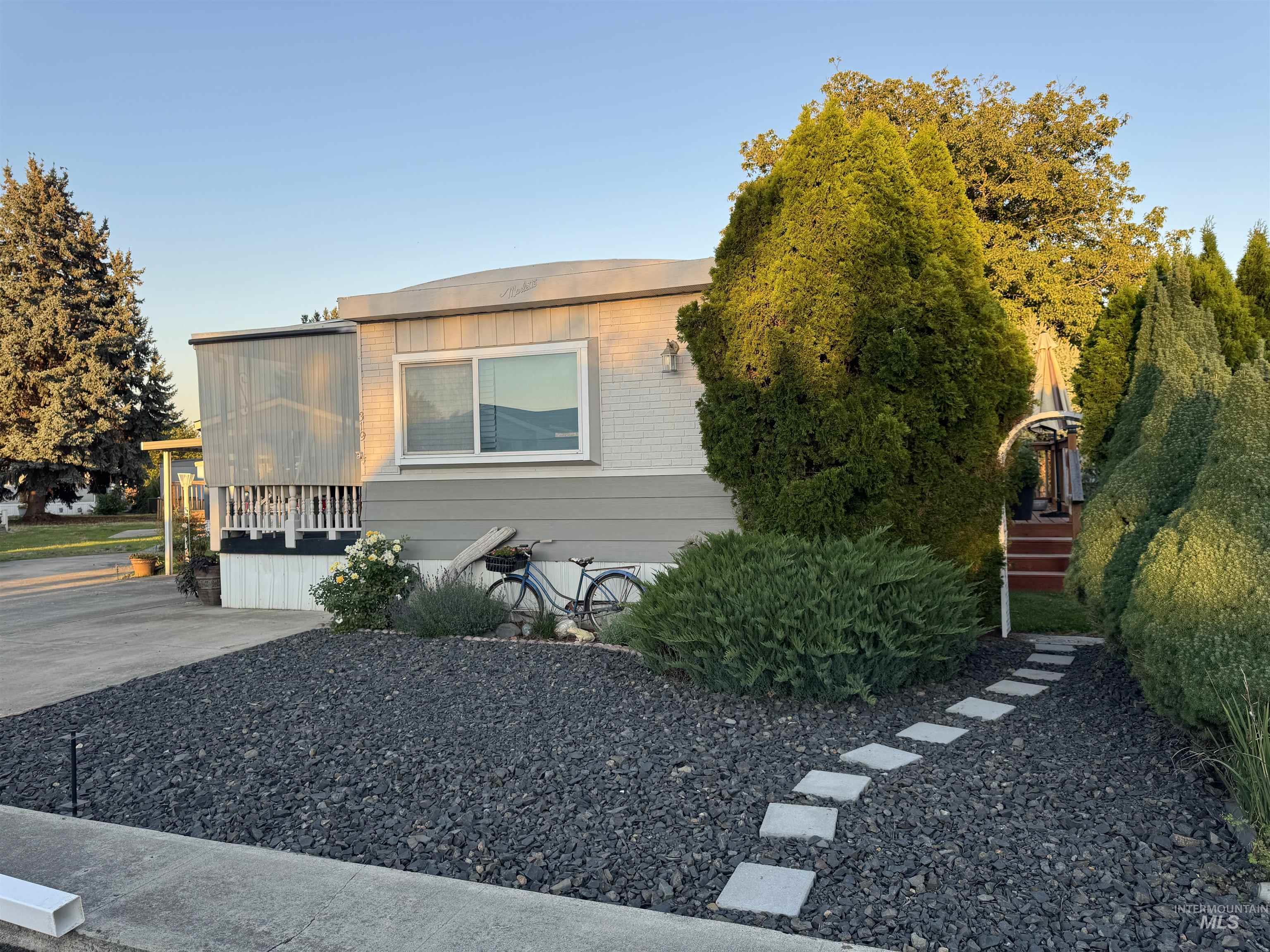 2015 6TH AVE, Clarkston, Washington 99403, 3 Bedrooms, 2 Bathrooms, Residential For Sale, Price $69,500,MLS 98962618