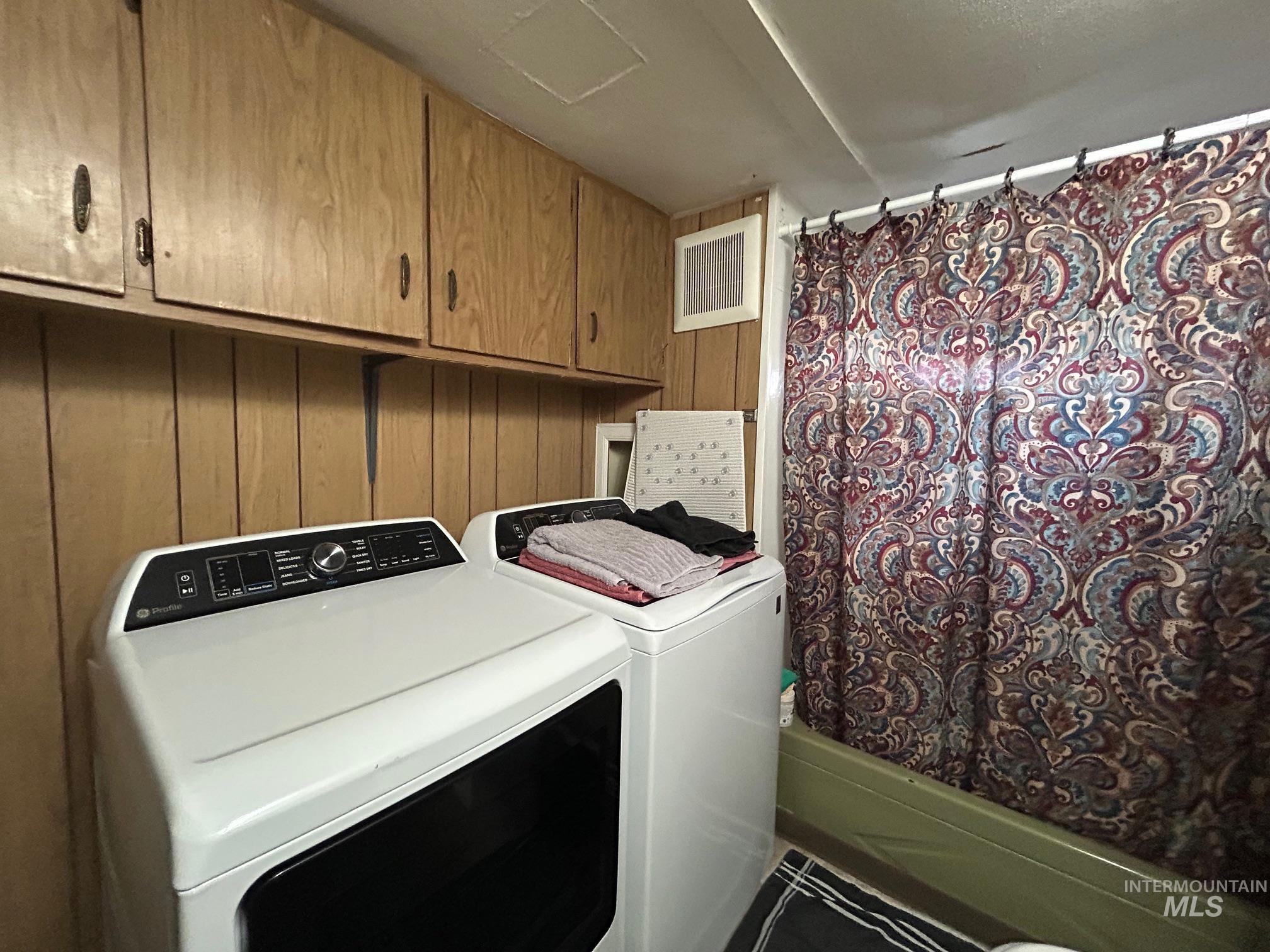 1383 Fair Street, Clarkston, Washington 99403, 2 Bedrooms, 1.5 Bathrooms, Residential For Sale, Price $34,999,MLS 98962622