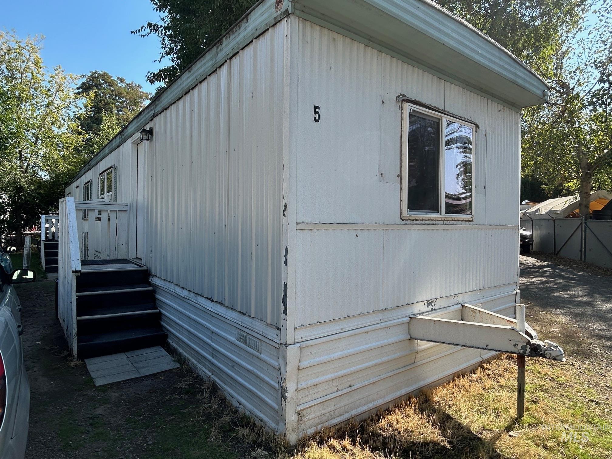 1383 Fair Street, Clarkston, Washington 99403, 2 Bedrooms, 1.5 Bathrooms, Residential For Sale, Price $34,999,MLS 98962622