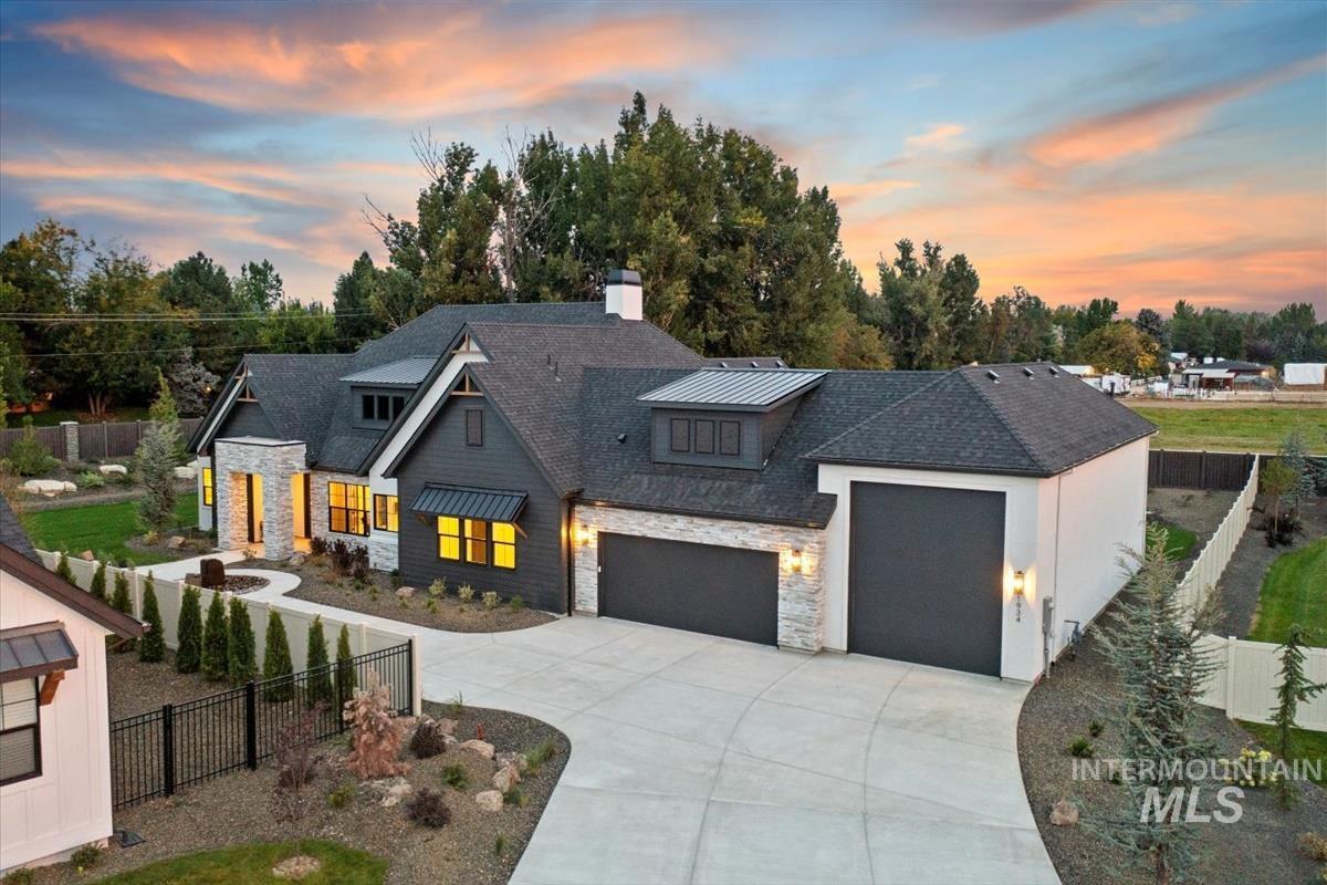 1934 W Yellowstone Dr, Eagle, Idaho 83616, 3 Bedrooms, 2.5 Bathrooms, Residential For Sale, Price $1,474,800,MLS 98962629