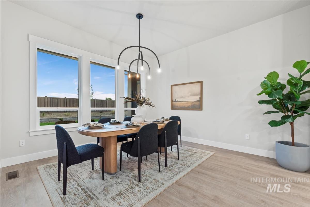 1934 W Yellowstone Dr, Eagle, Idaho 83616, 3 Bedrooms, 2.5 Bathrooms, Residential For Sale, Price $1,474,800,MLS 98962629