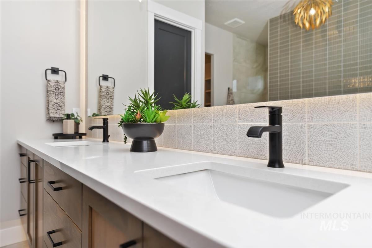 1934 W Yellowstone Dr, Eagle, Idaho 83616, 3 Bedrooms, 2.5 Bathrooms, Residential For Sale, Price $1,474,800,MLS 98962629