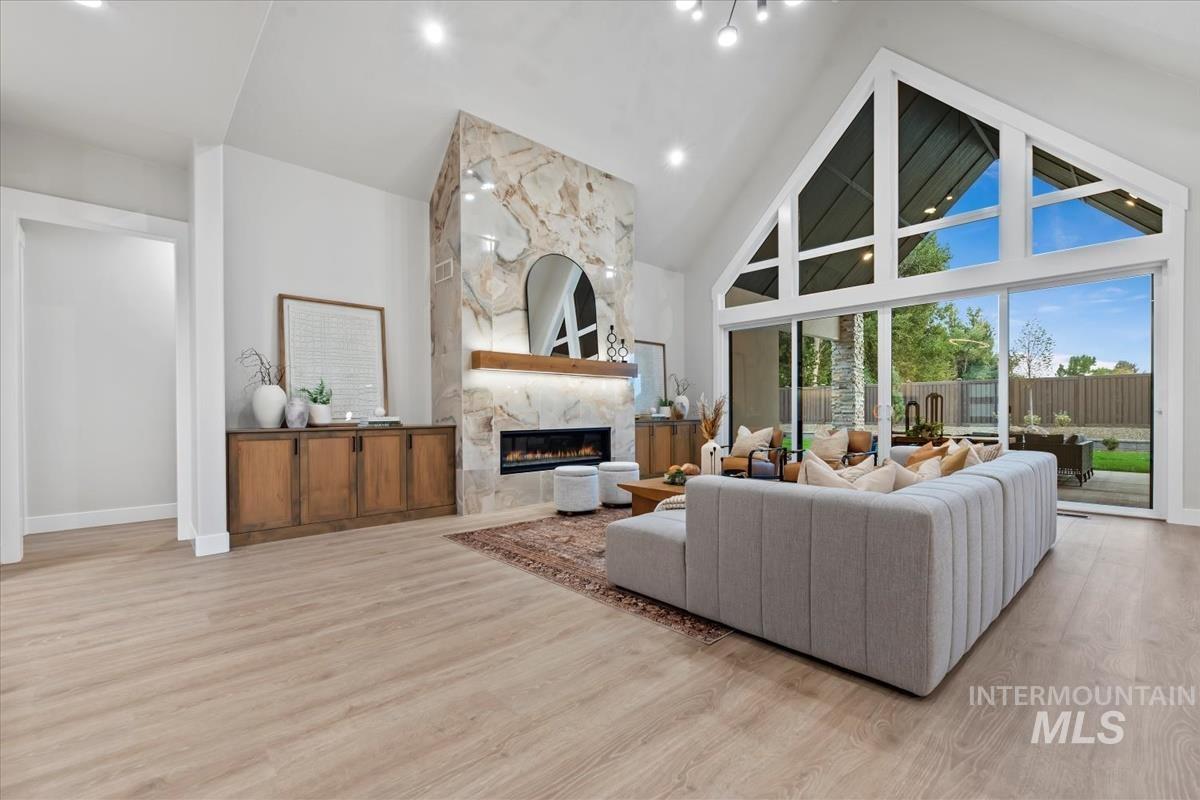 1934 W Yellowstone Dr, Eagle, Idaho 83616, 3 Bedrooms, 2.5 Bathrooms, Residential For Sale, Price $1,474,800,MLS 98962629