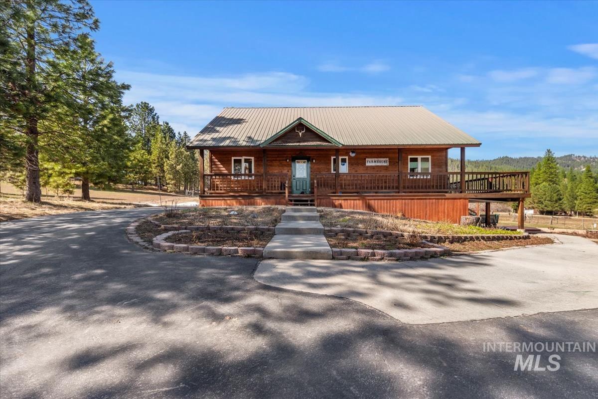 69 Scriver Bluff Rd, Garden Valley, Idaho 83622, 3 Bedrooms, 3 Bathrooms, Residential For Sale, Price $910,000,MLS 98962669