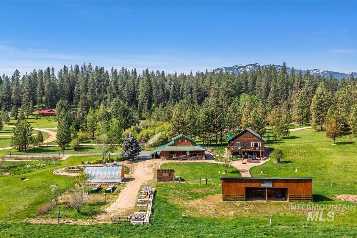 69 Scriver Bluff Rd, Garden Valley, Idaho 83622, 3 Bedrooms, 3 Bathrooms, Residential For Sale, Price $910,000,MLS 98962669