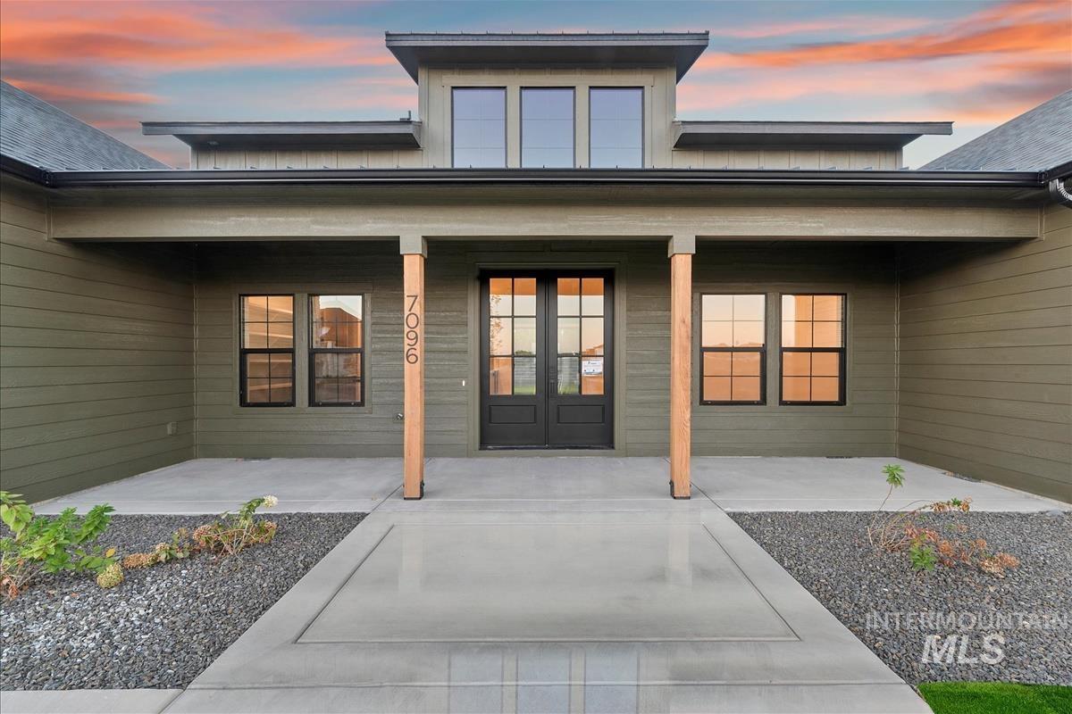 7096 E Chicken Hawk Loop, Nampa, Idaho 83686, 4 Bedrooms, 2.5 Bathrooms, Residential For Sale, Price $899,900,MLS 98962685