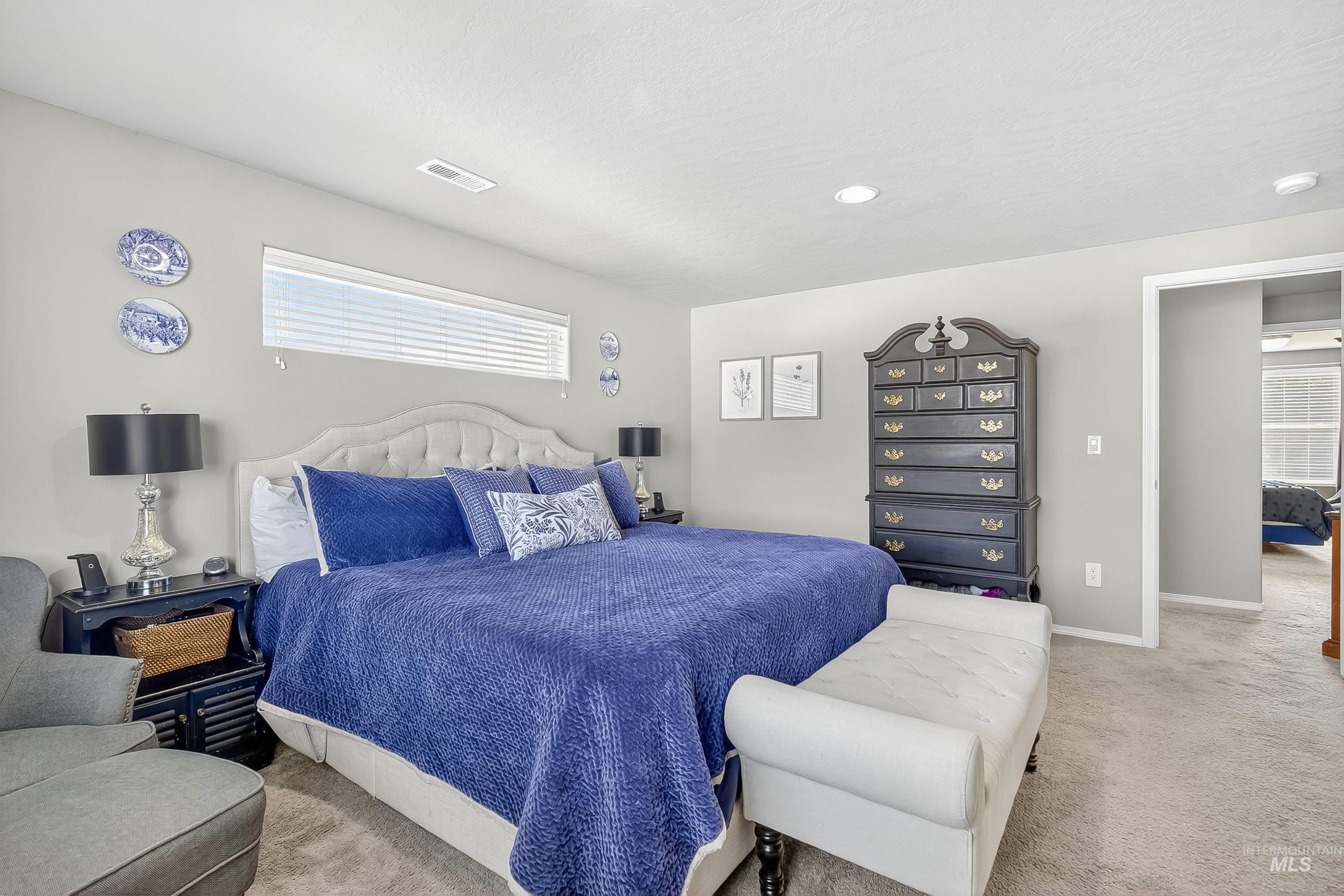 1717 Pioneer Drive, Lewiston, Idaho 83501, 3 Bedrooms, 3 Bathrooms, Residential For Sale, Price $475,000,MLS 98962693