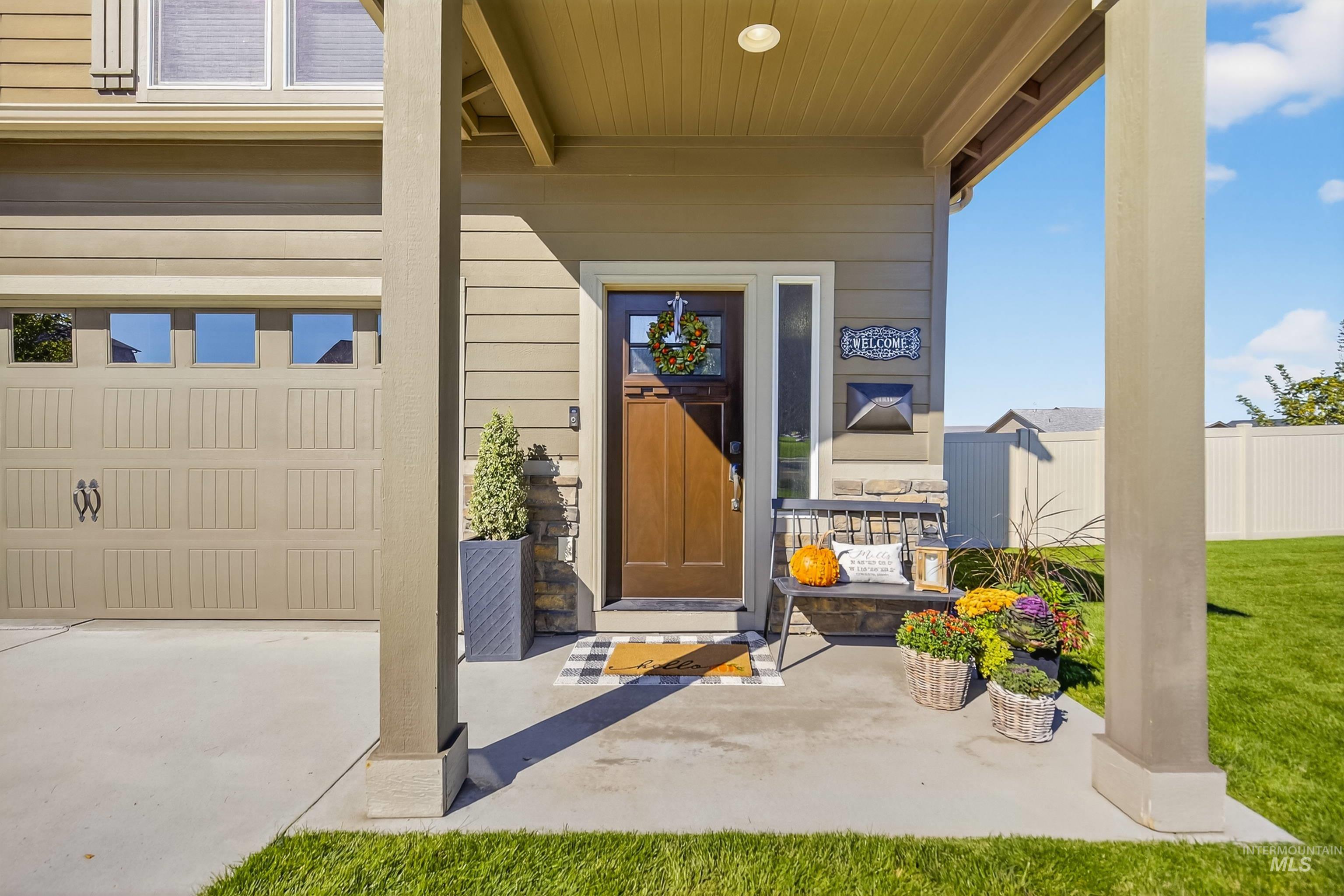 1717 Pioneer Drive, Lewiston, Idaho 83501, 3 Bedrooms, 3 Bathrooms, Residential For Sale, Price $475,000,MLS 98962693