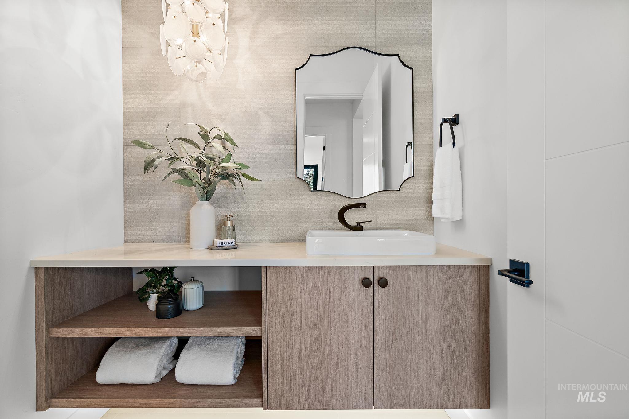 3402 N Mayberry Way, Eagle, Idaho 83616, 4 Bedrooms, 3.5 Bathrooms, Residential For Sale, Price $2,299,000,MLS 98962722