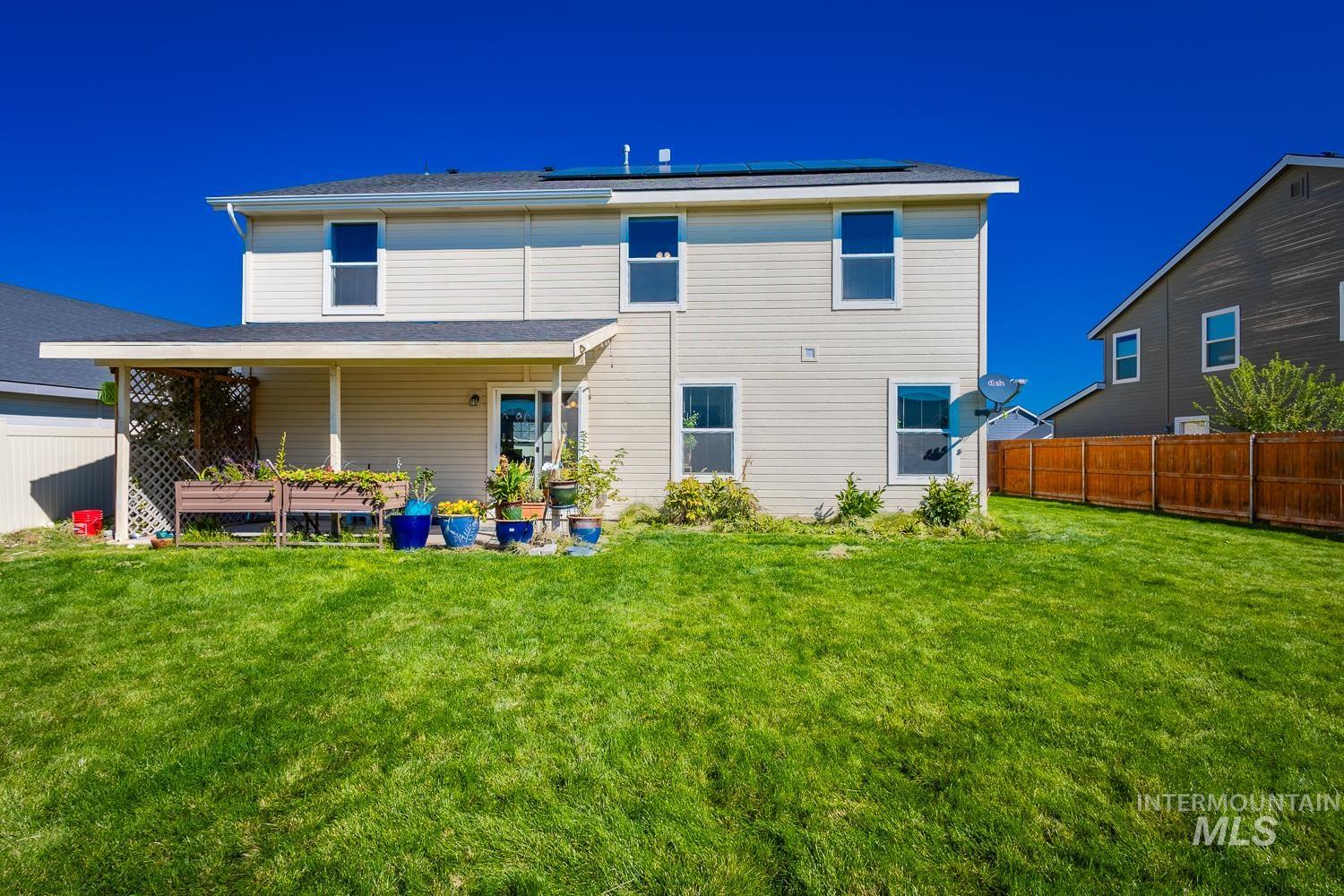 1105 E Shady Ridge Dr, Kuna, Idaho 83634, 5 Bedrooms, 2.5 Bathrooms, Residential For Sale, Price $485,000,MLS 98962725