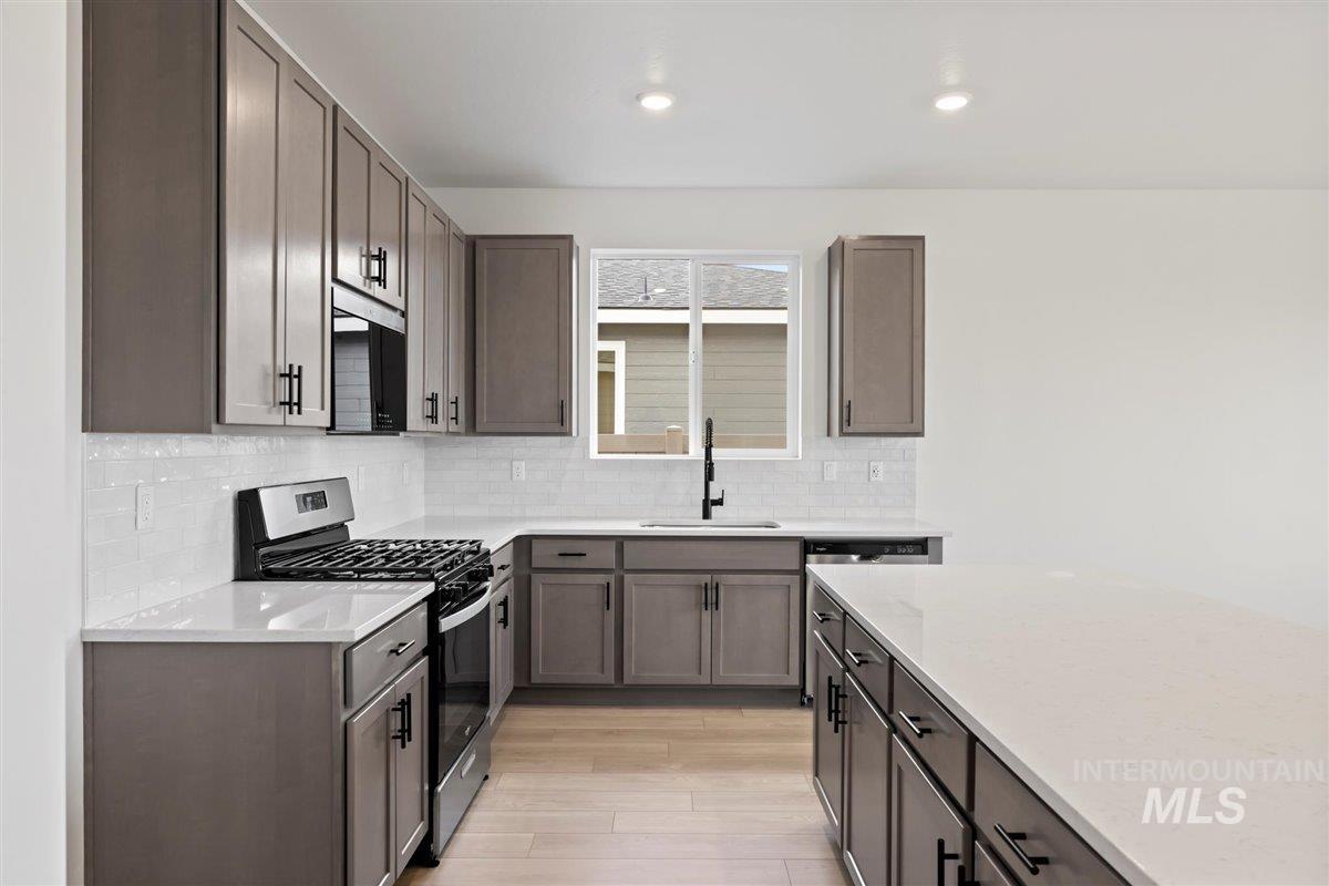 20663 Krantze Ave, Caldwell, Idaho 83605, 4 Bedrooms, 2 Bathrooms, Residential For Sale, Price $408,878,MLS 98962727