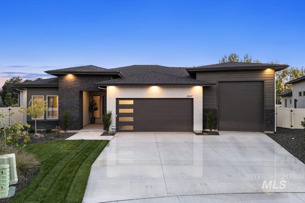 3527 W Cardon St., Eagle, Idaho 83616, 4 Bedrooms, 3.5 Bathrooms, Residential For Sale, Price $1,114,000,MLS 98962744