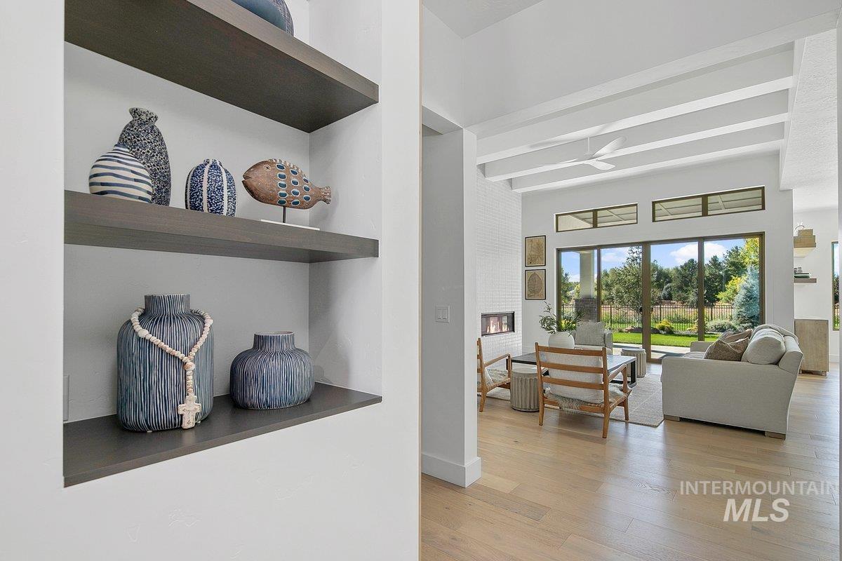 3527 W Cardon St., Eagle, Idaho 83616, 4 Bedrooms, 3.5 Bathrooms, Residential For Sale, Price $1,114,000,MLS 98962744