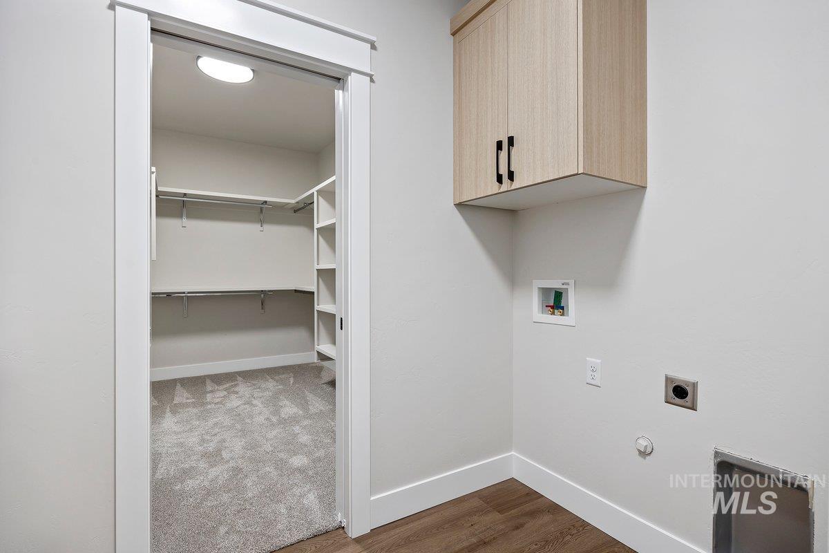 523 Canyon Falls Dr., Twin Falls, Idaho 83301, 3 Bedrooms, 2.5 Bathrooms, Residential For Sale, Price $545,000, 98962761