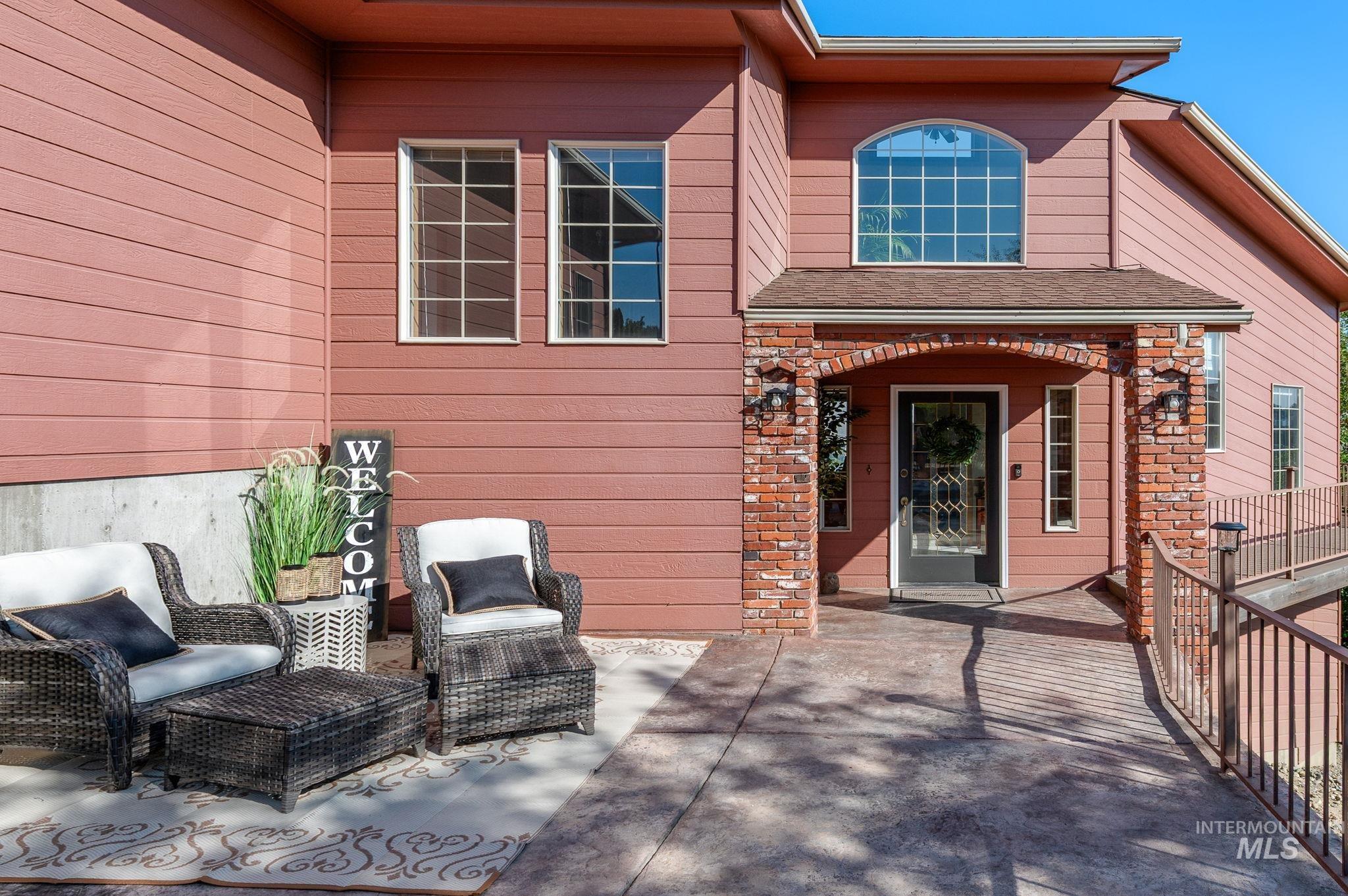 511 Crestline Circle Crt, Lewiston, Idaho 83501, 4 Bedrooms, 3.5 Bathrooms, Residential For Sale, Price $655,000,MLS 98962777