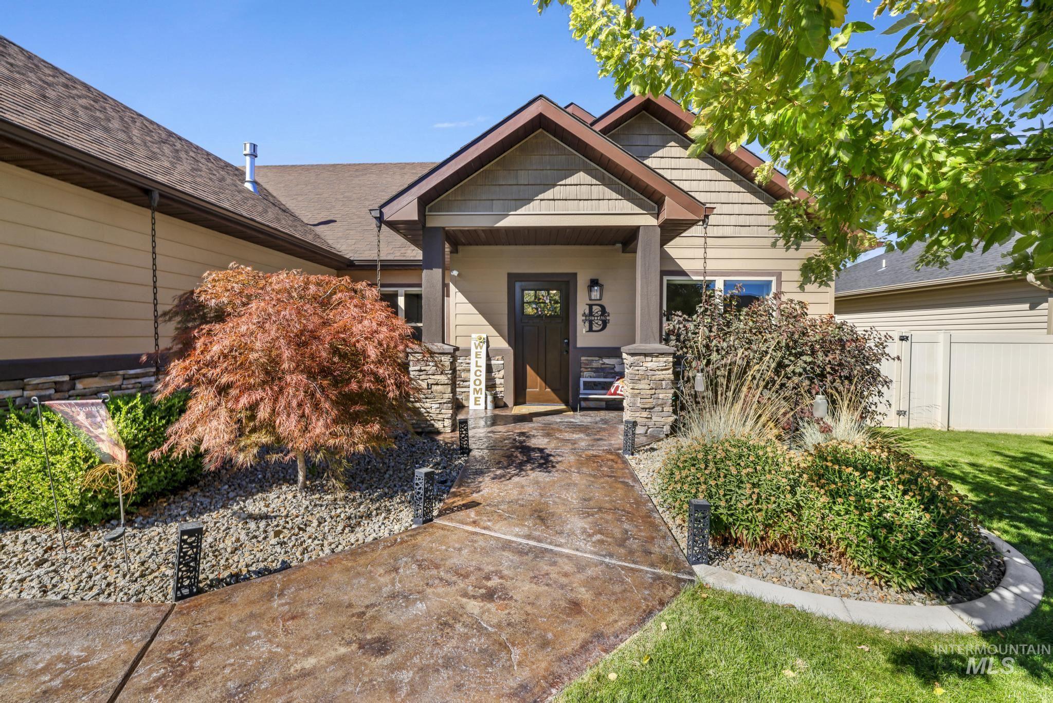2043 Prospector Way, Twin Falls, Idaho 83301, 4 Bedrooms, 2 Bathrooms, Residential For Sale, Price $580,000,MLS 98962783