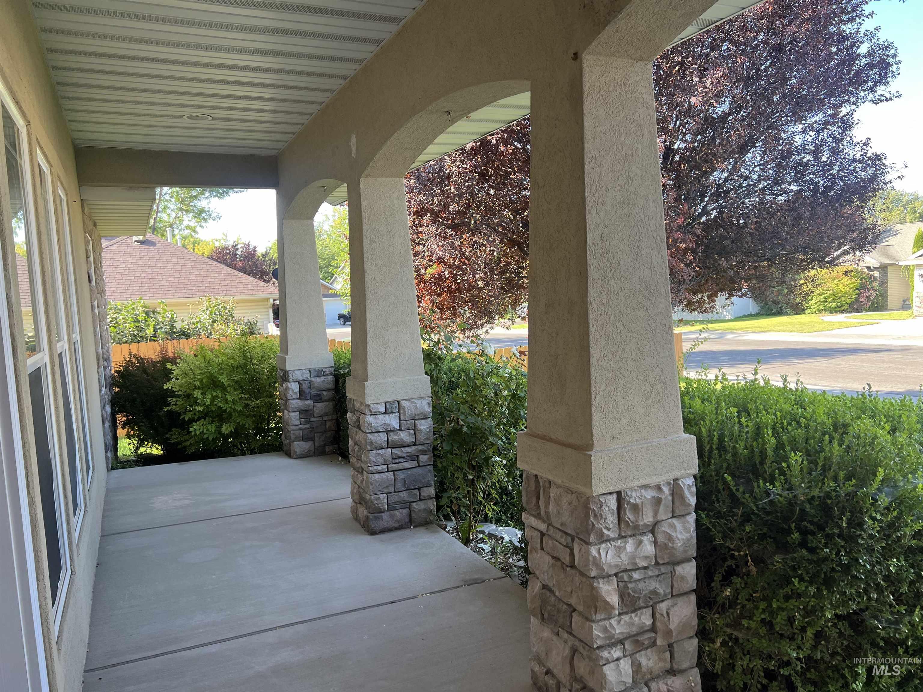 1442 Stonecrest Court, Twin Falls, Idaho 83301, 4 Bedrooms, 3 Bathrooms, Residential For Sale, Price $524,900,MLS 98962821