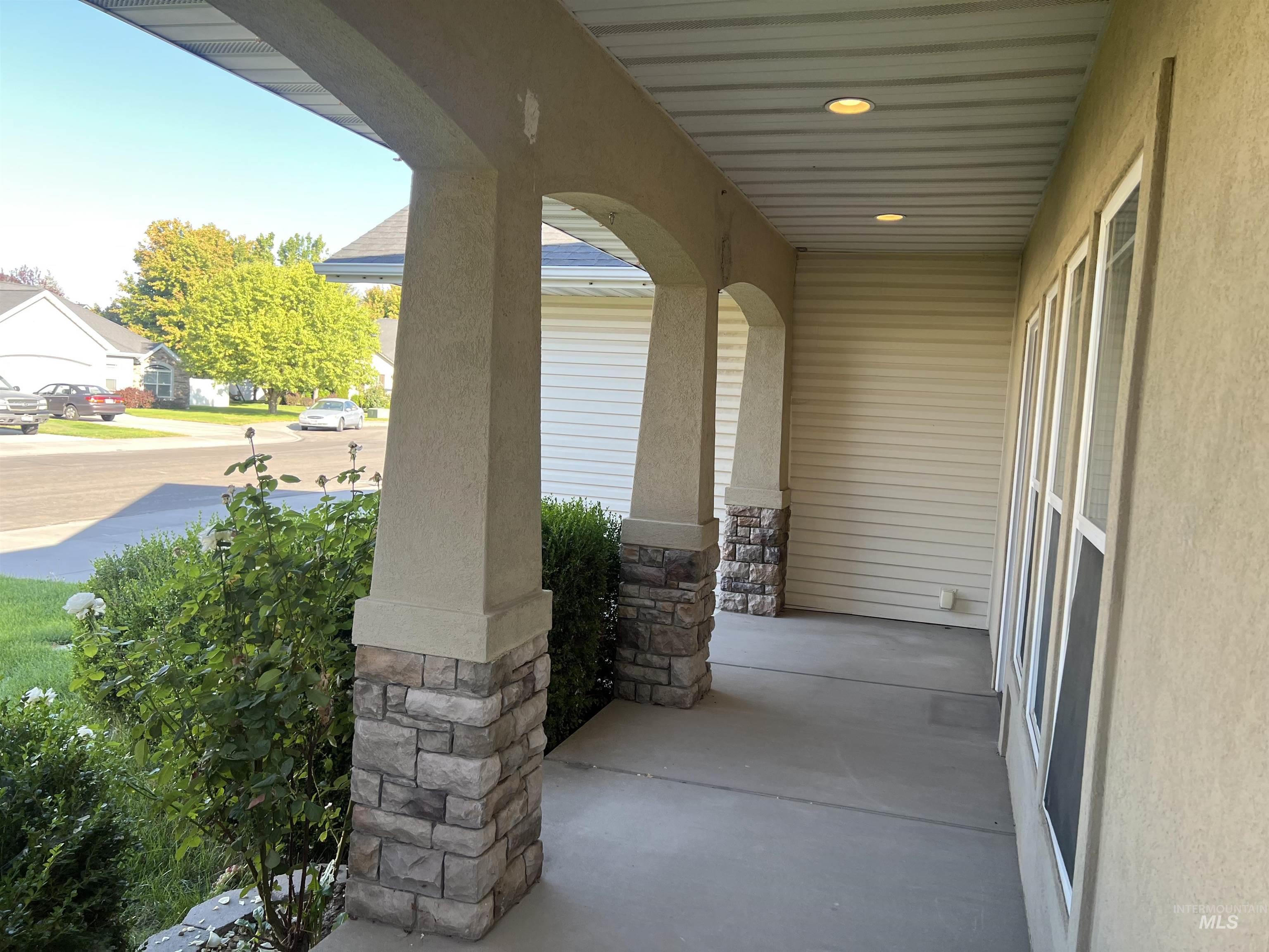 1442 Stonecrest Court, Twin Falls, Idaho 83301, 4 Bedrooms, 3 Bathrooms, Residential For Sale, Price $524,900,MLS 98962821