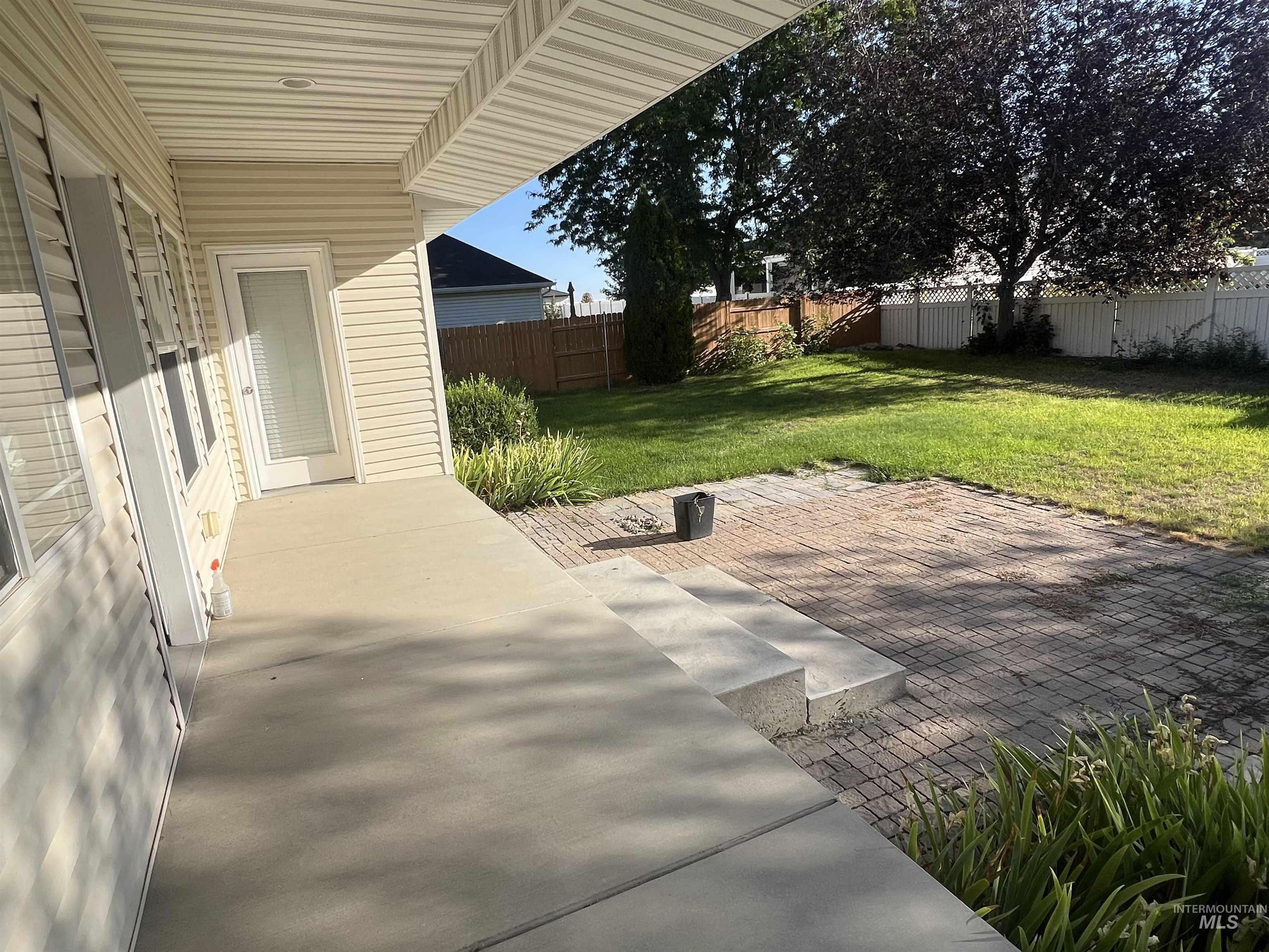 1442 Stonecrest Court, Twin Falls, Idaho 83301, 4 Bedrooms, 3 Bathrooms, Residential For Sale, Price $524,900,MLS 98962821