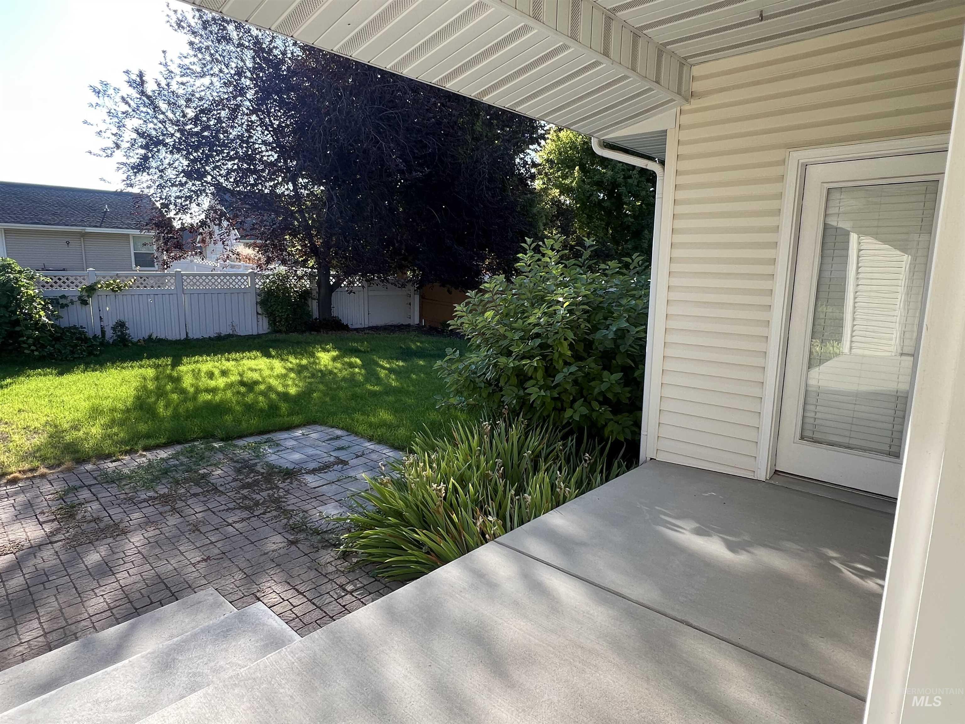 1442 Stonecrest Court, Twin Falls, Idaho 83301, 4 Bedrooms, 3 Bathrooms, Residential For Sale, Price $524,900,MLS 98962821