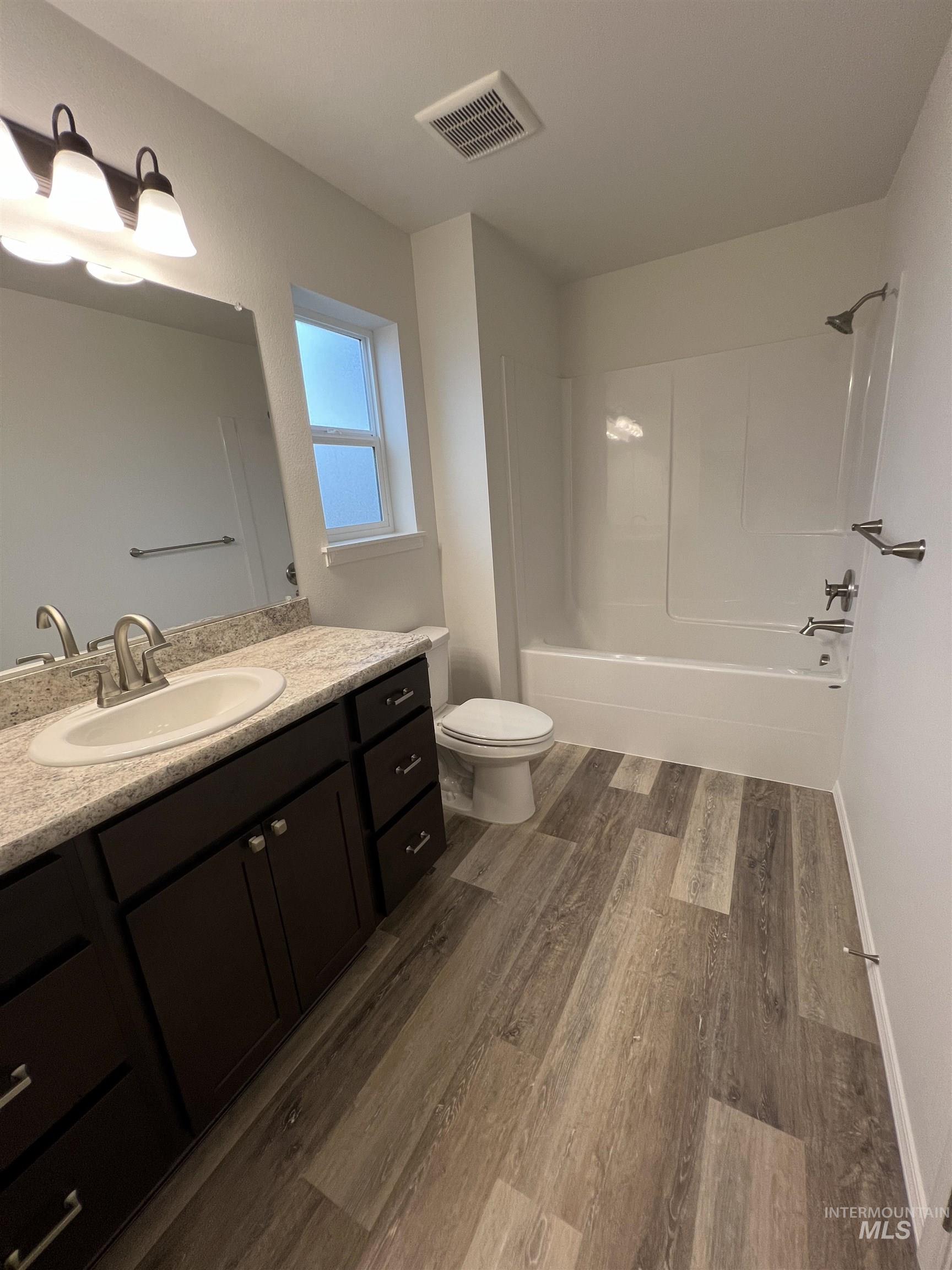 1743 Yellowstone Ct, Lewiston, Idaho 83501, 3 Bedrooms, 2 Bathrooms, Residential For Sale, Price $443,900, 98962838