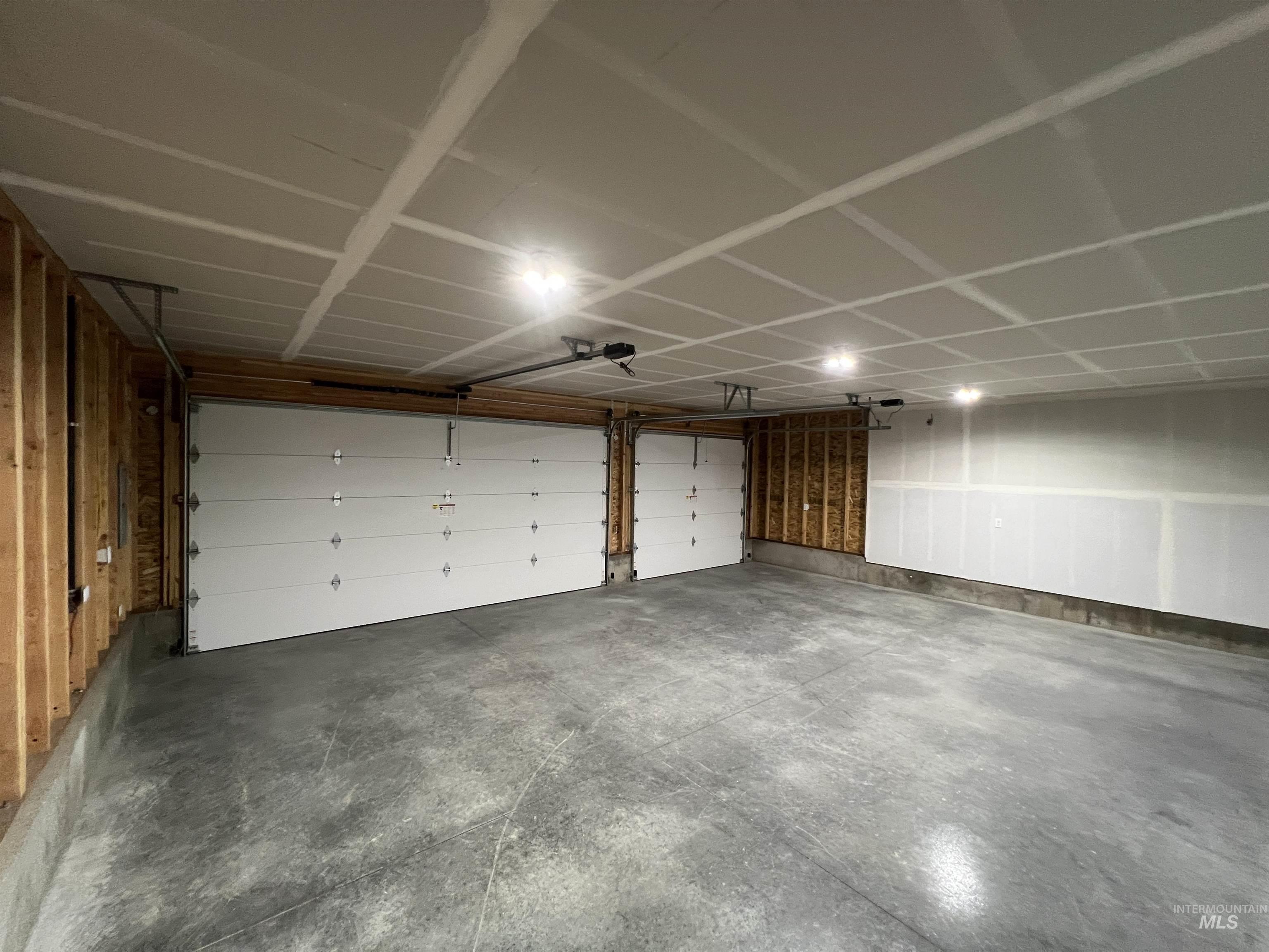 1743 Yellowstone Ct, Lewiston, Idaho 83501, 3 Bedrooms, 2 Bathrooms, Residential For Sale, Price $443,900, 98962838