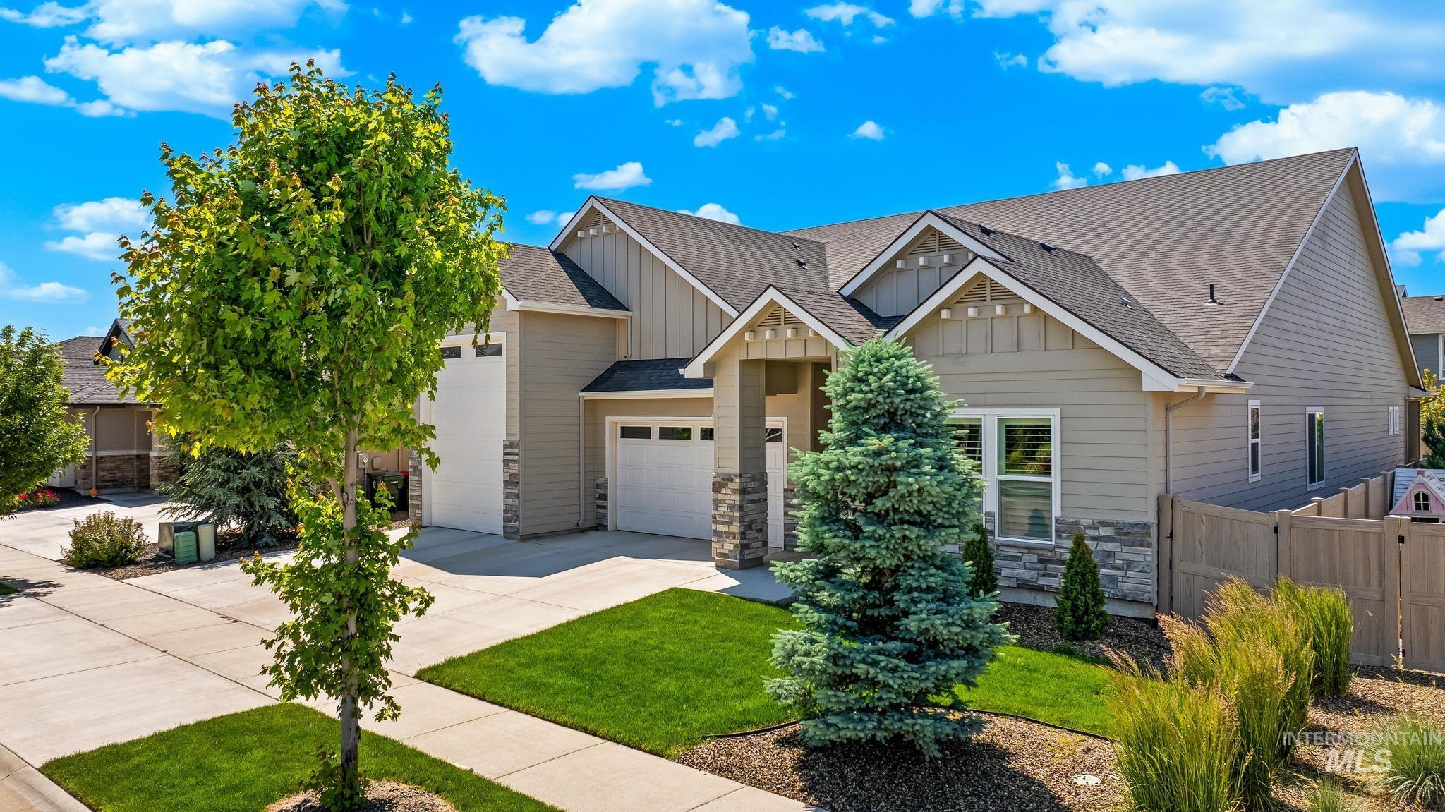 2843 E Murchison St, Meridian, Idaho 83642-5277, 4 Bedrooms, 2.5 Bathrooms, Residential For Sale, Price $845,000,MLS 98962860