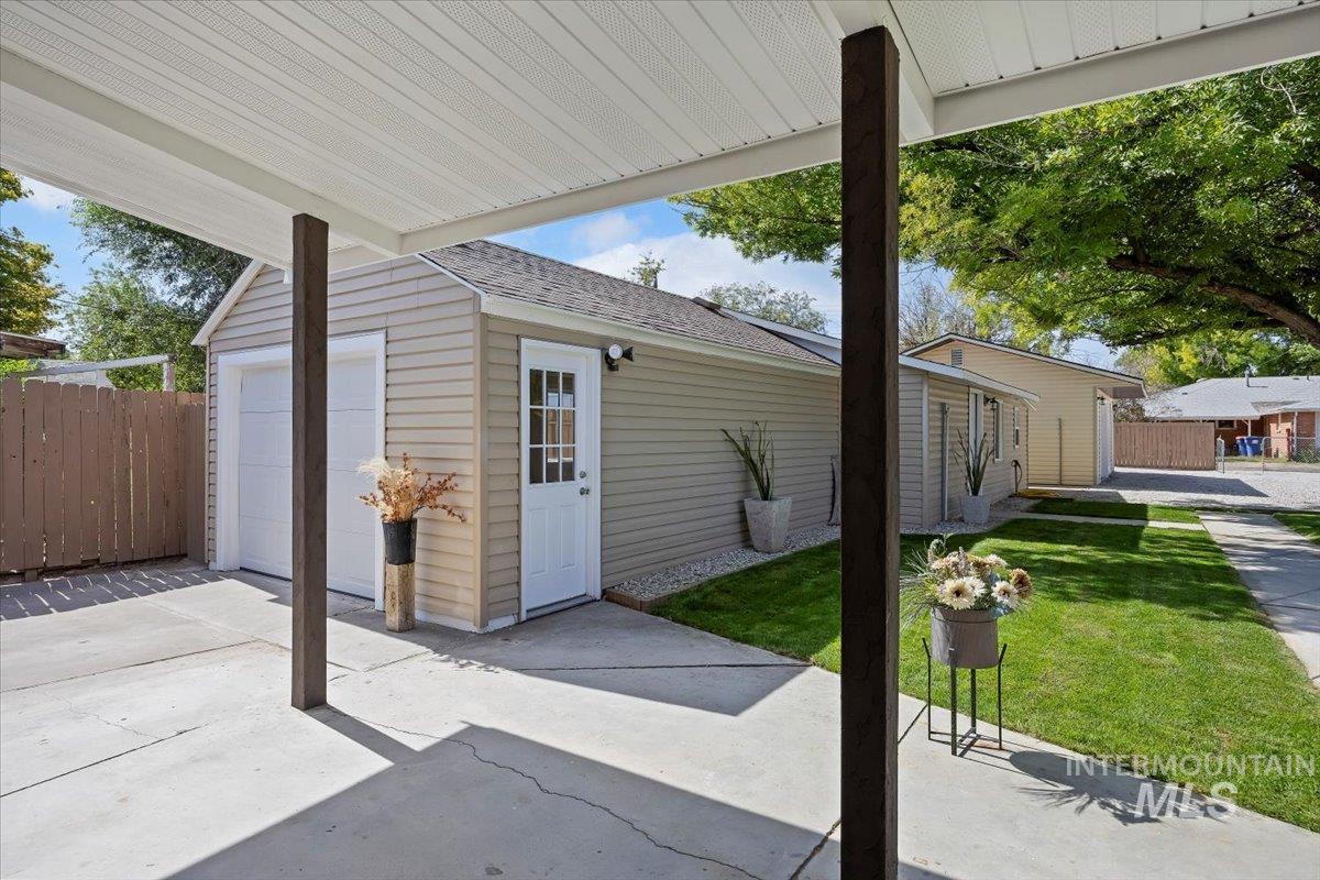 235 Washington St N, Twin Falls, Idaho 83301, 4 Bedrooms, 2 Bathrooms, Residential For Sale, Price $435,000,MLS 98962862