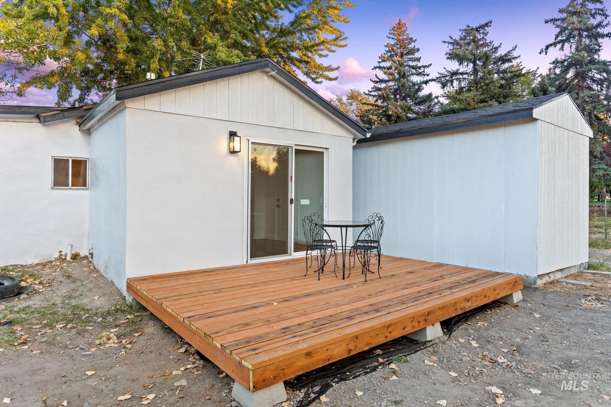 729 S Mill Rd, Emmett, Idaho 83617, 2 Bedrooms, 1 Bathroom, Residential For Sale, Price $285,000,MLS 98962889