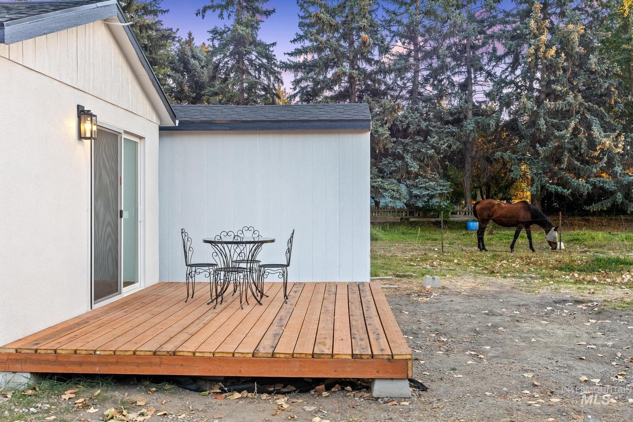 729 S Mill Rd, Emmett, Idaho 83617, 2 Bedrooms, 1 Bathroom, Residential For Sale, Price $285,000,MLS 98962889