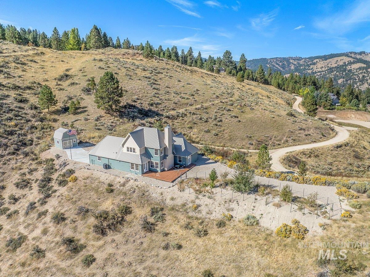 23 Chaparral Road, Boise, Idaho 83716, 3 Bedrooms, 2 Bathrooms, Residential For Sale, Price $599,700,MLS 98962910