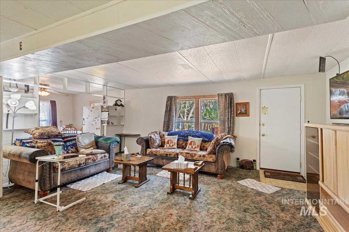 15881 Purple Sage Rd, Caldwell, Idaho 83607, 3 Bedrooms, 2 Bathrooms, Residential For Sale, Price $140,000,MLS 98962920