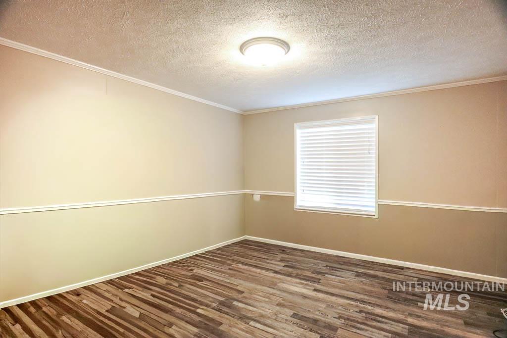 815 Eaton Rd., Weiser, Idaho 83672-0000, 3 Bedrooms, 2 Bathrooms, Residential For Sale, Price $377,999,MLS 98962929