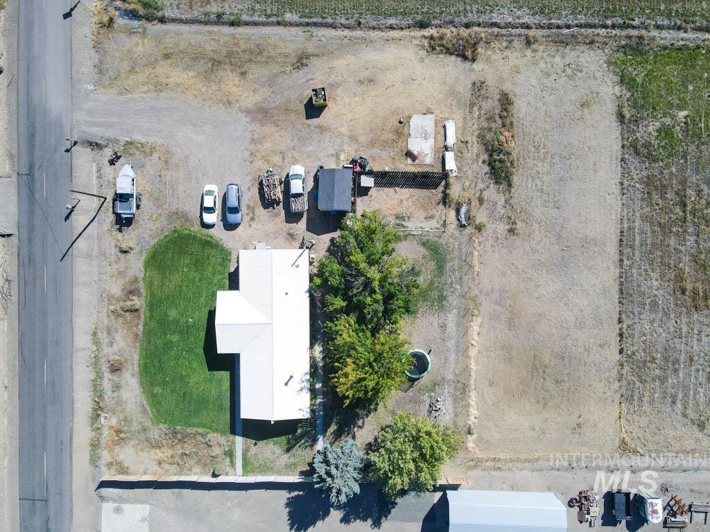 815 Eaton Rd., Weiser, Idaho 83672-0000, 3 Bedrooms, 2 Bathrooms, Residential For Sale, Price $377,999,MLS 98962929