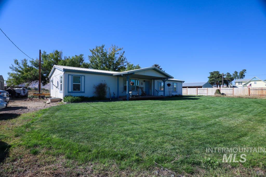 815 Eaton Rd., Weiser, Idaho 83672-0000, 3 Bedrooms, 2 Bathrooms, Residential For Sale, Price $377,999,MLS 98962929