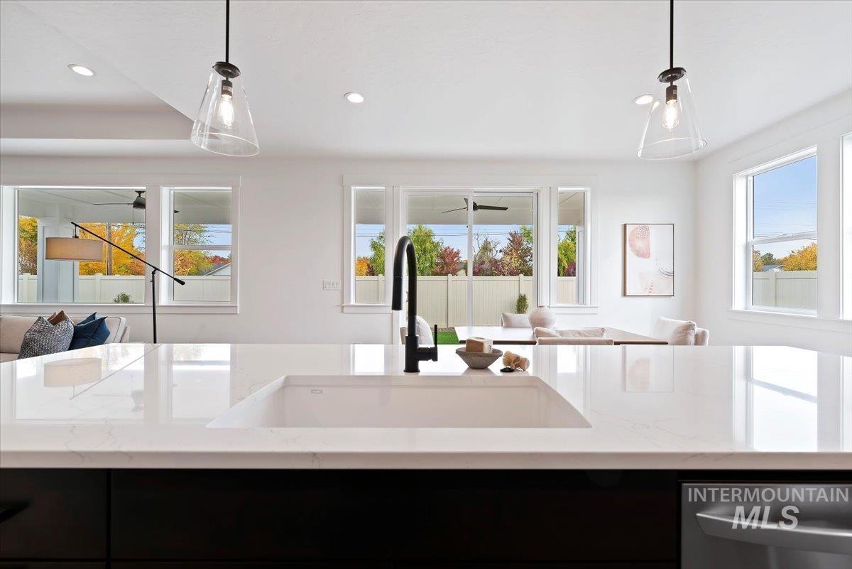 10434 W Shumard Drive, Star, Idaho 83669, 4 Bedrooms, 2.5 Bathrooms, Residential For Sale, Price $724,900,MLS 98962943